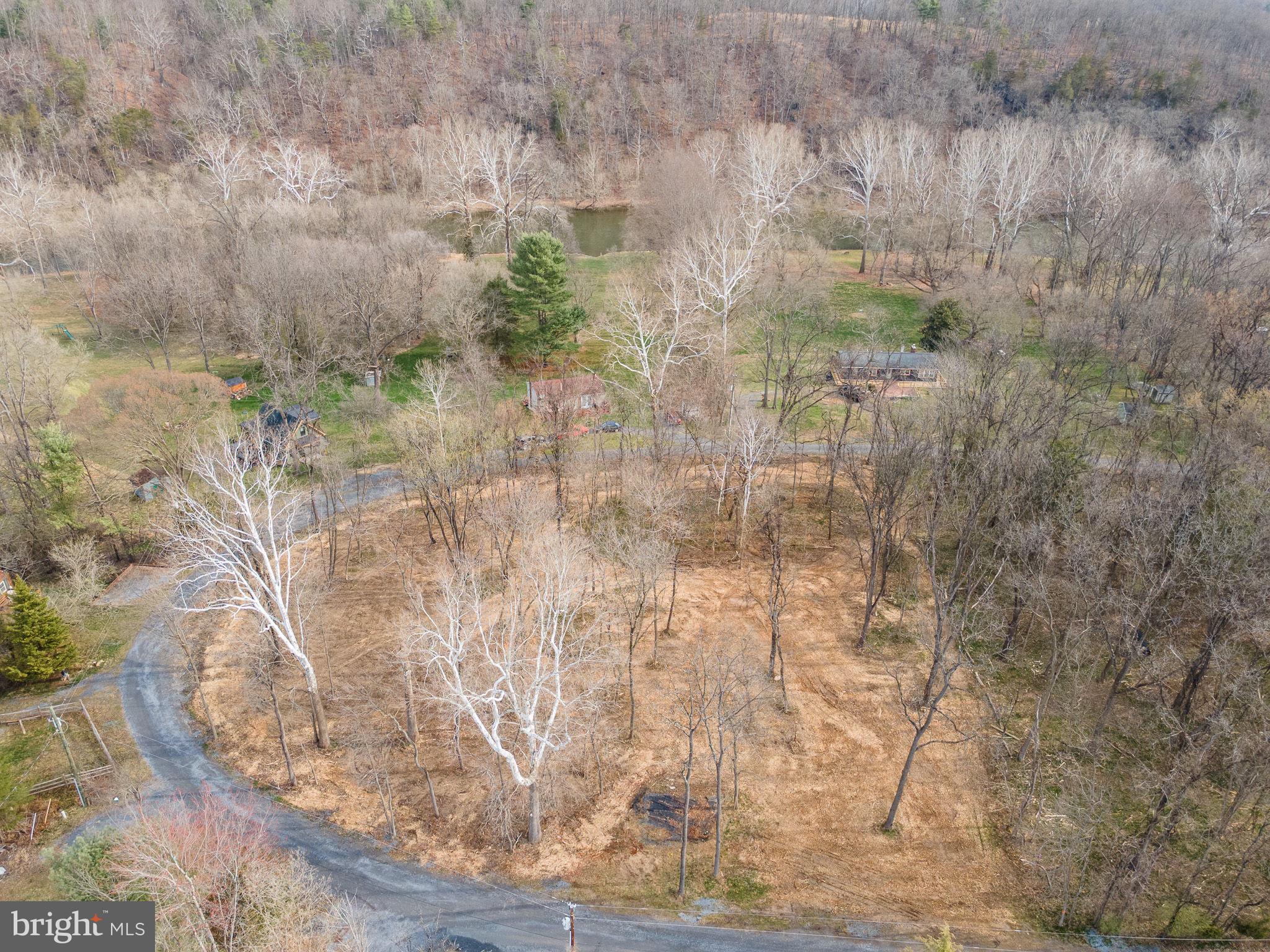 BLACK BEAR CROSSING - Land