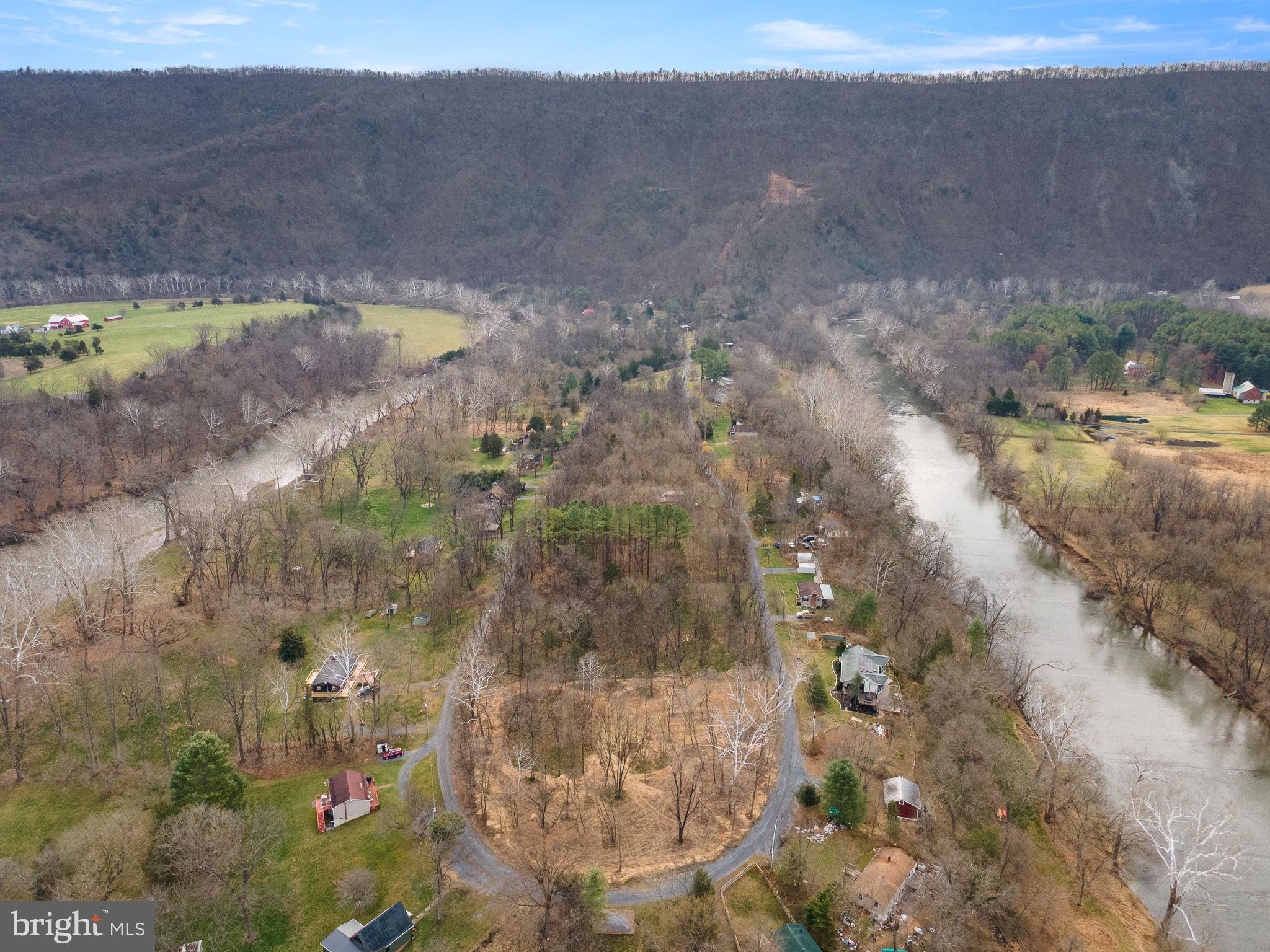 BLACK BEAR CROSSING - Land