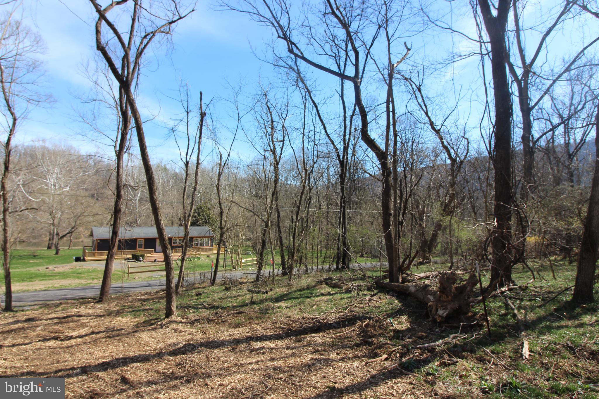 BLACK BEAR CROSSING - Land
