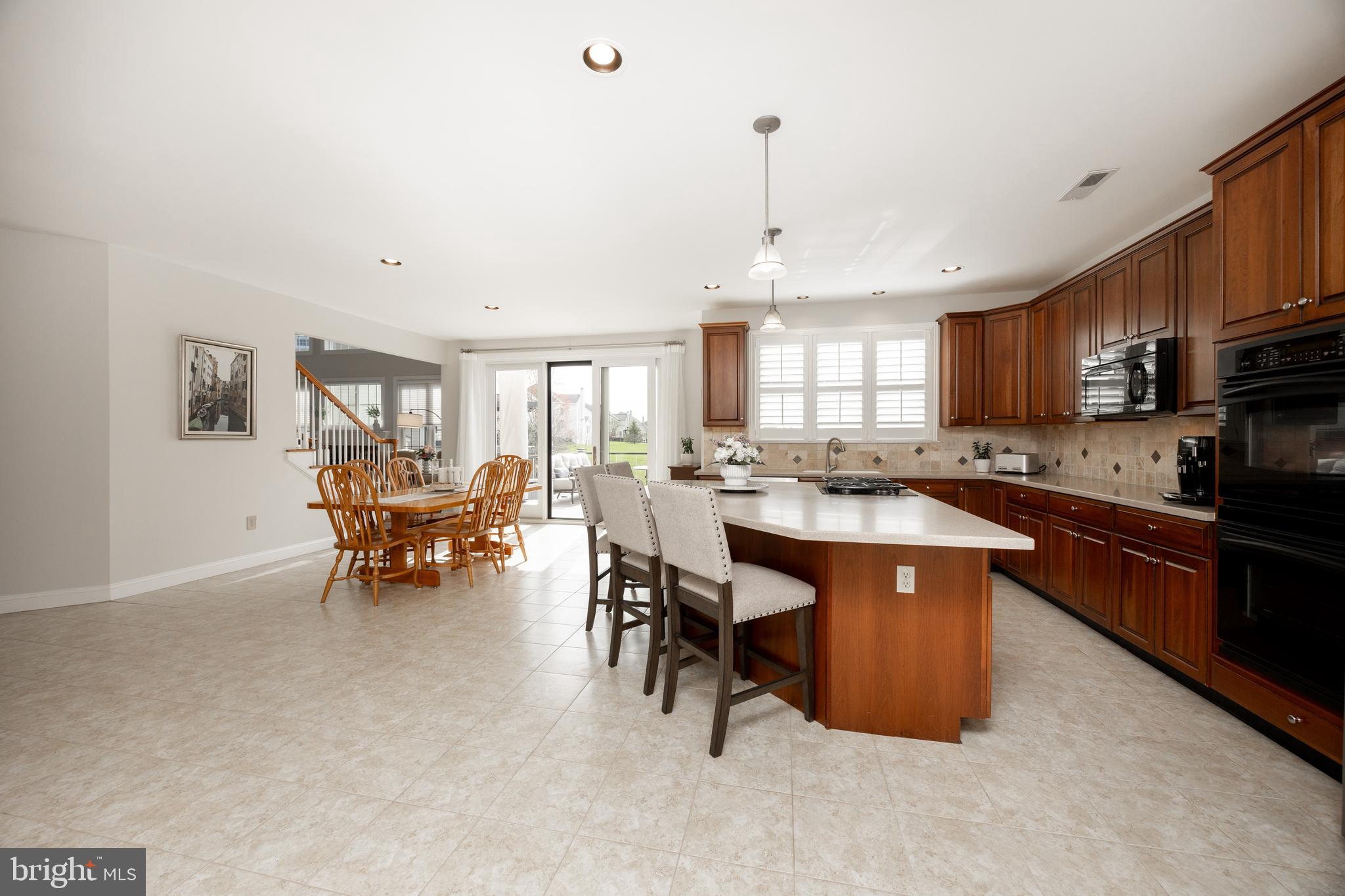 LEDERACH GOLF FAIRWY - Residential