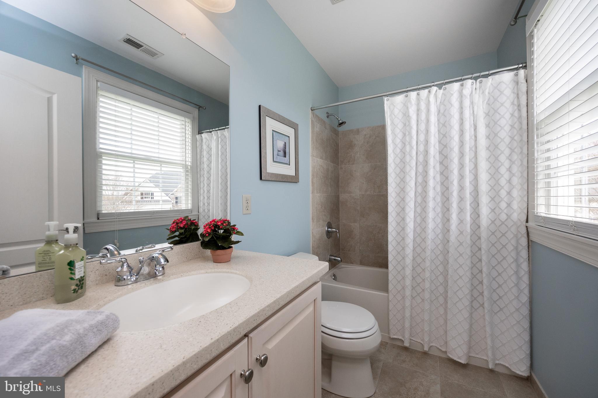 LEDERACH GOLF FAIRWY - Residential