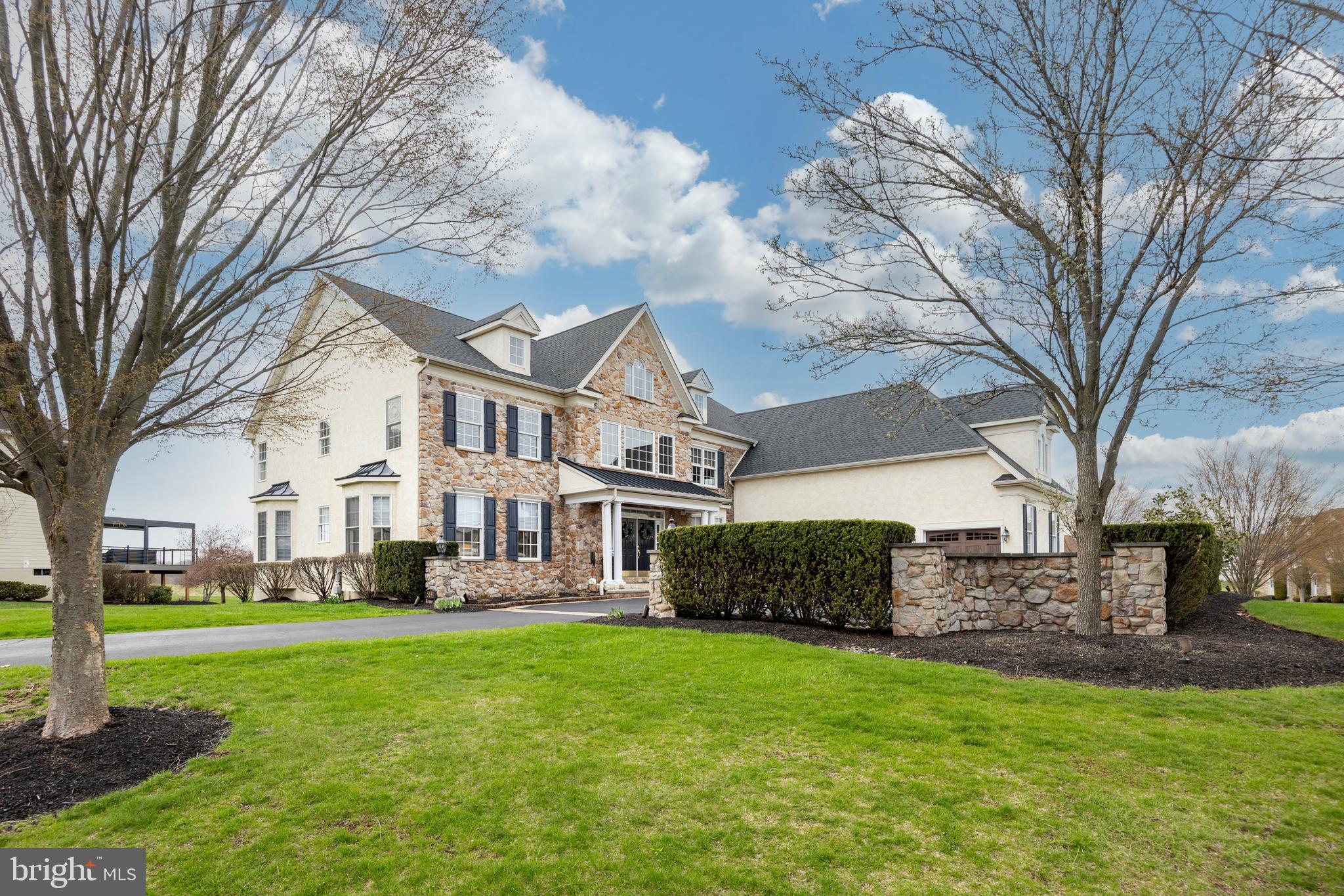 LEDERACH GOLF FAIRWY - Residential