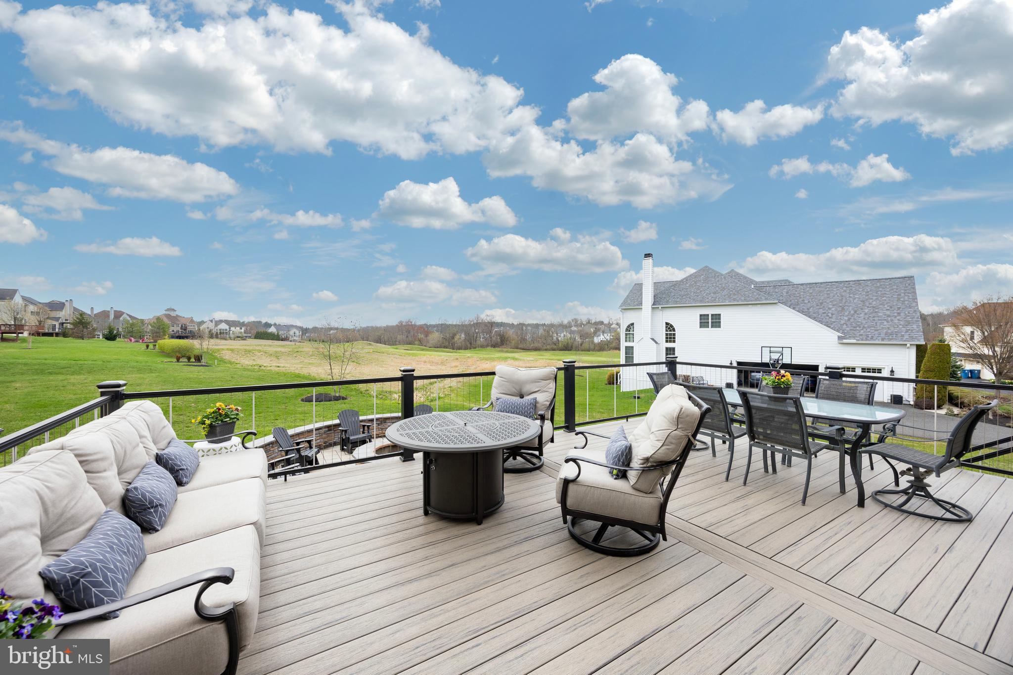 LEDERACH GOLF FAIRWY - Residential