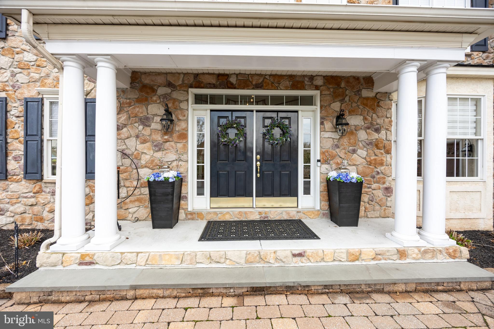 LEDERACH GOLF FAIRWY - Residential