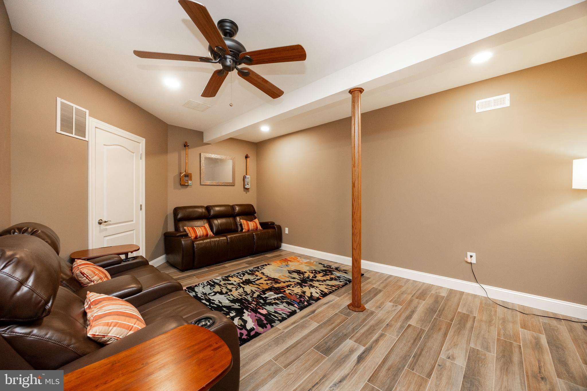 LEDERACH GOLF FAIRWY - Residential