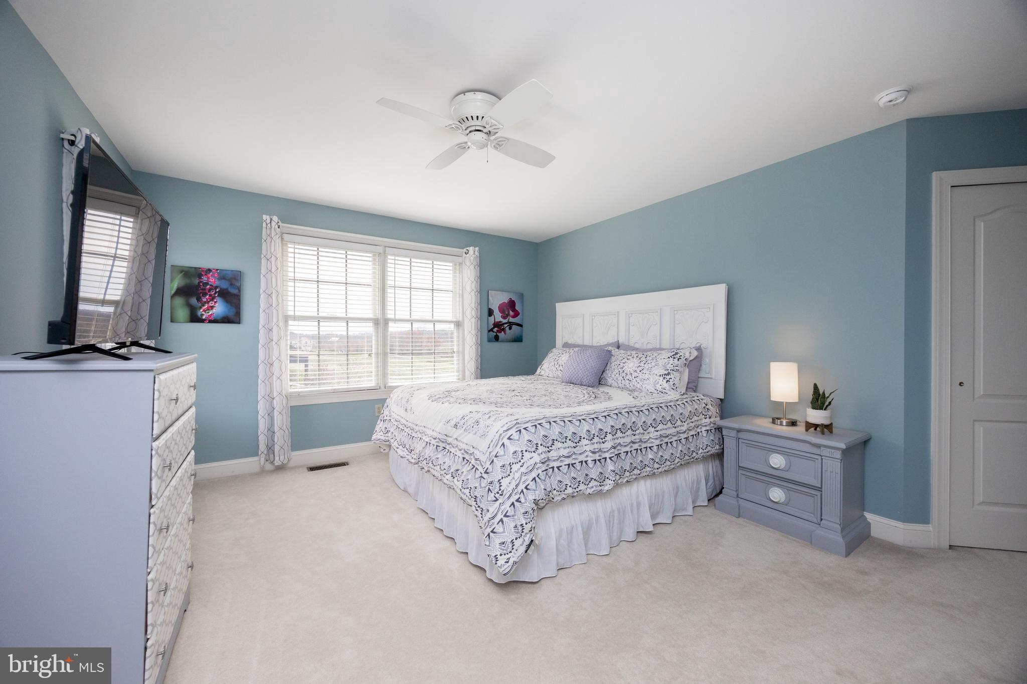 LEDERACH GOLF FAIRWY - Residential