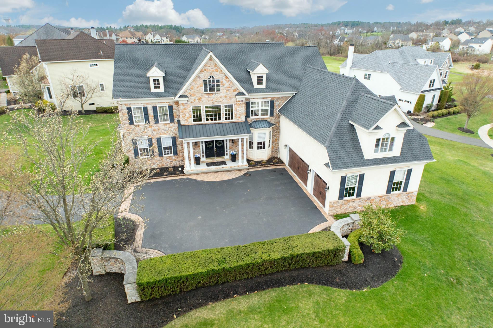 LEDERACH GOLF FAIRWY - Residential