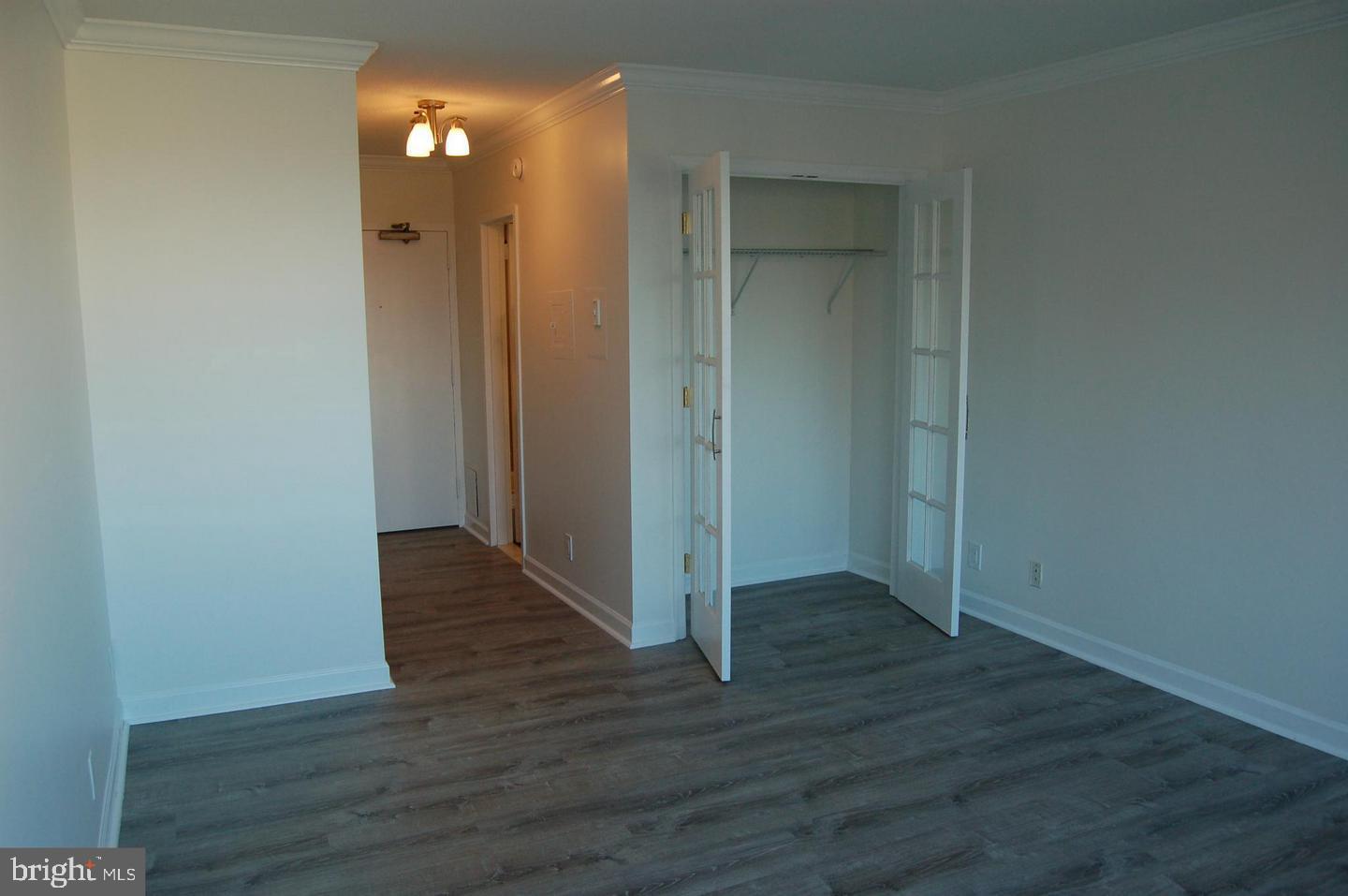 FRIENDSHIP HEIGHTS - Residential