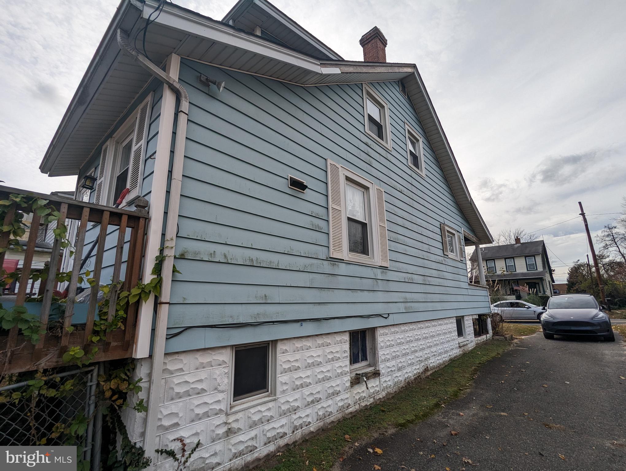 ARBUTUS - Residential