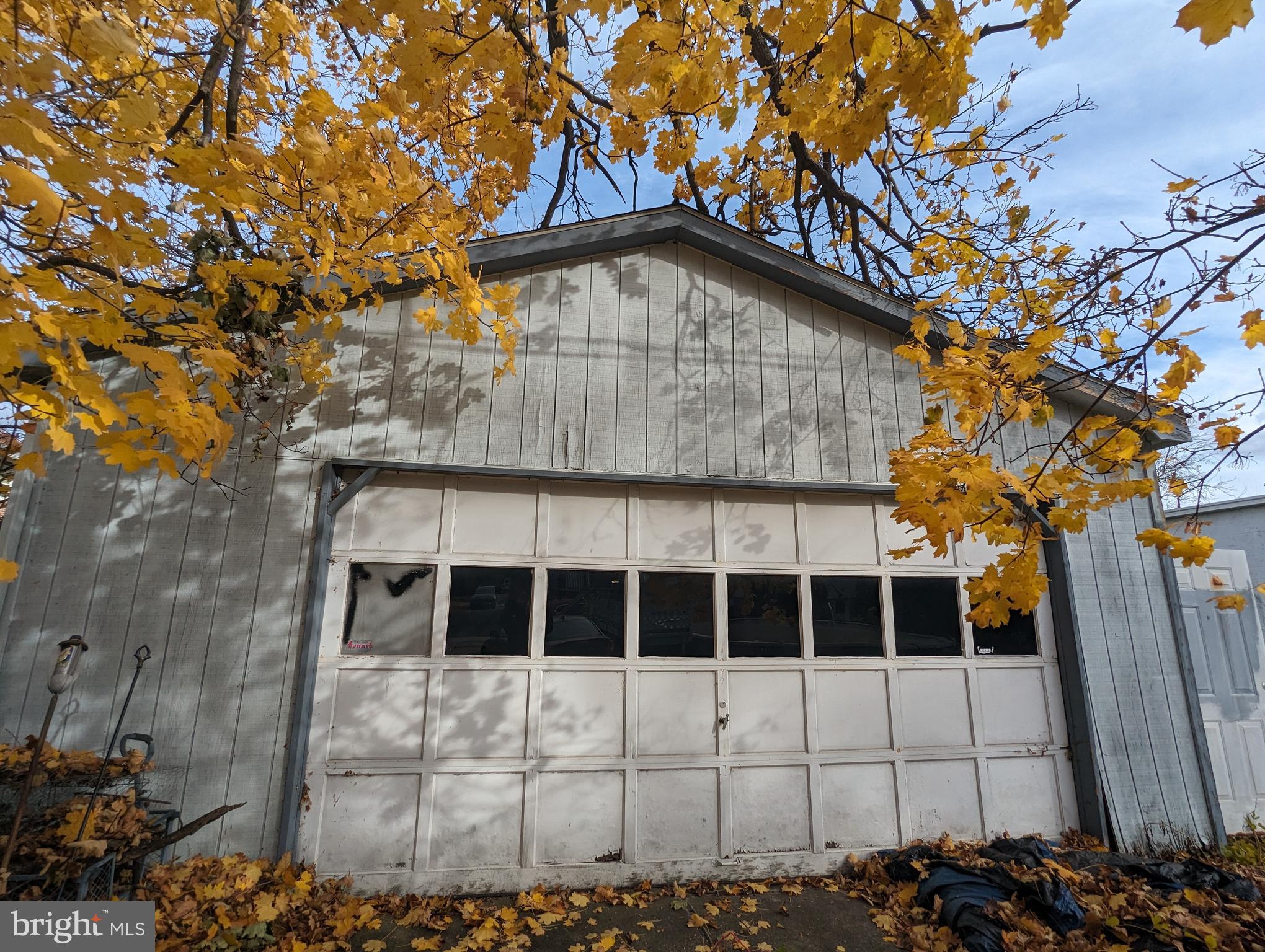 ARBUTUS - Residential