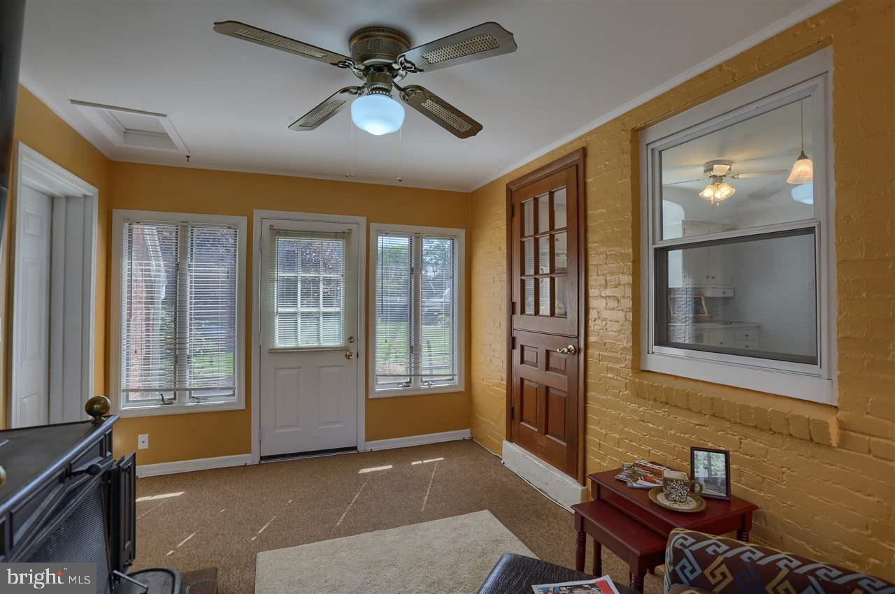 COLLEGE PARK - Residential