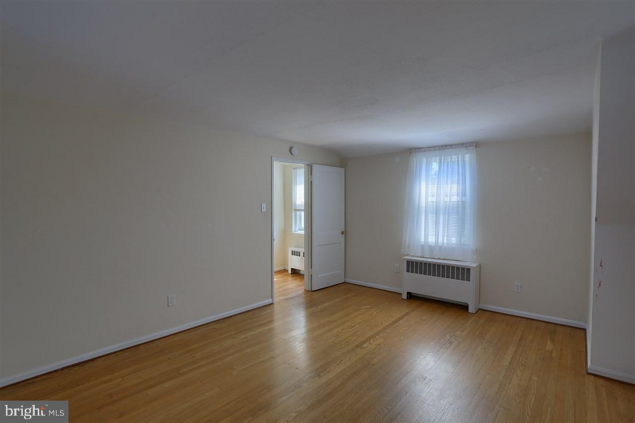 COLLEGE PARK - Residential