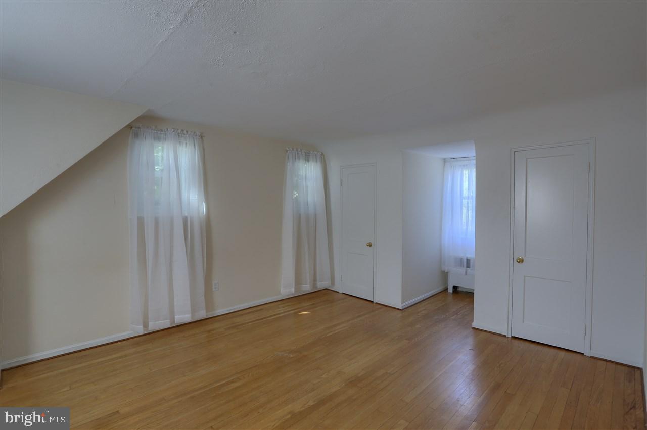 COLLEGE PARK - Residential