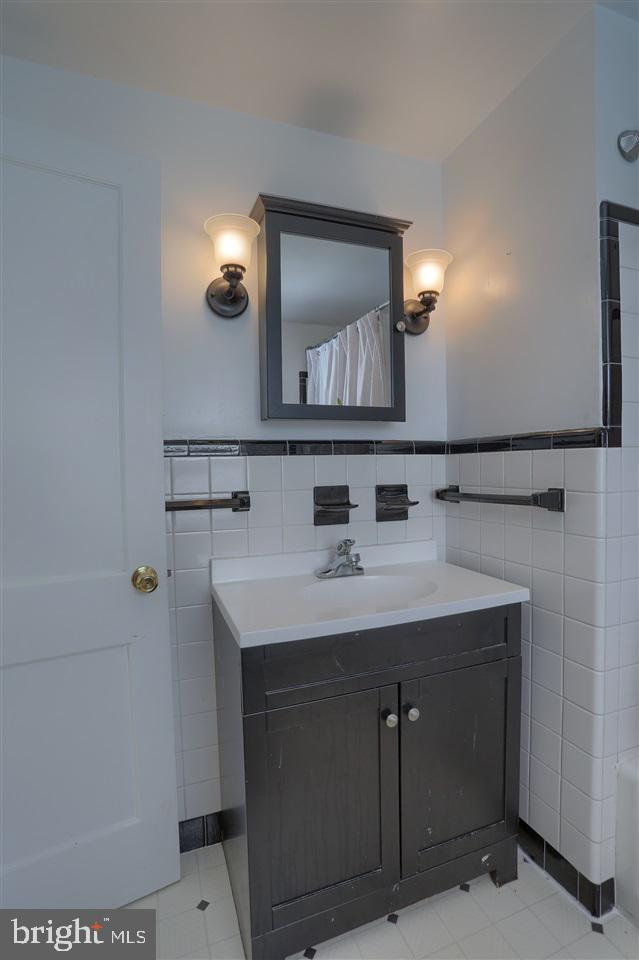 COLLEGE PARK - Residential