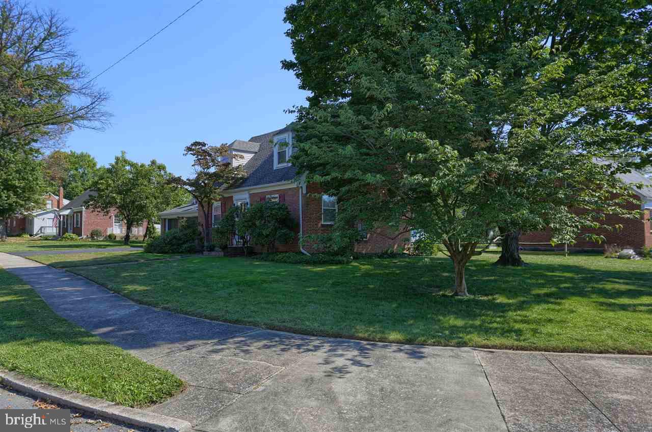 COLLEGE PARK - Residential