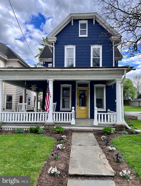 Photo of 204 E MAIN ST, EPHRATA, PA 17522 (MLS # PALA2038498)