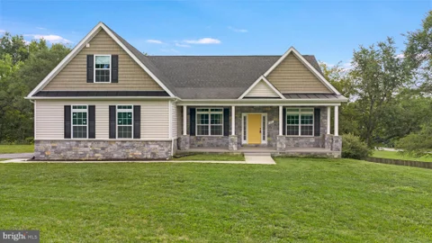 MLS: WVJF2025516