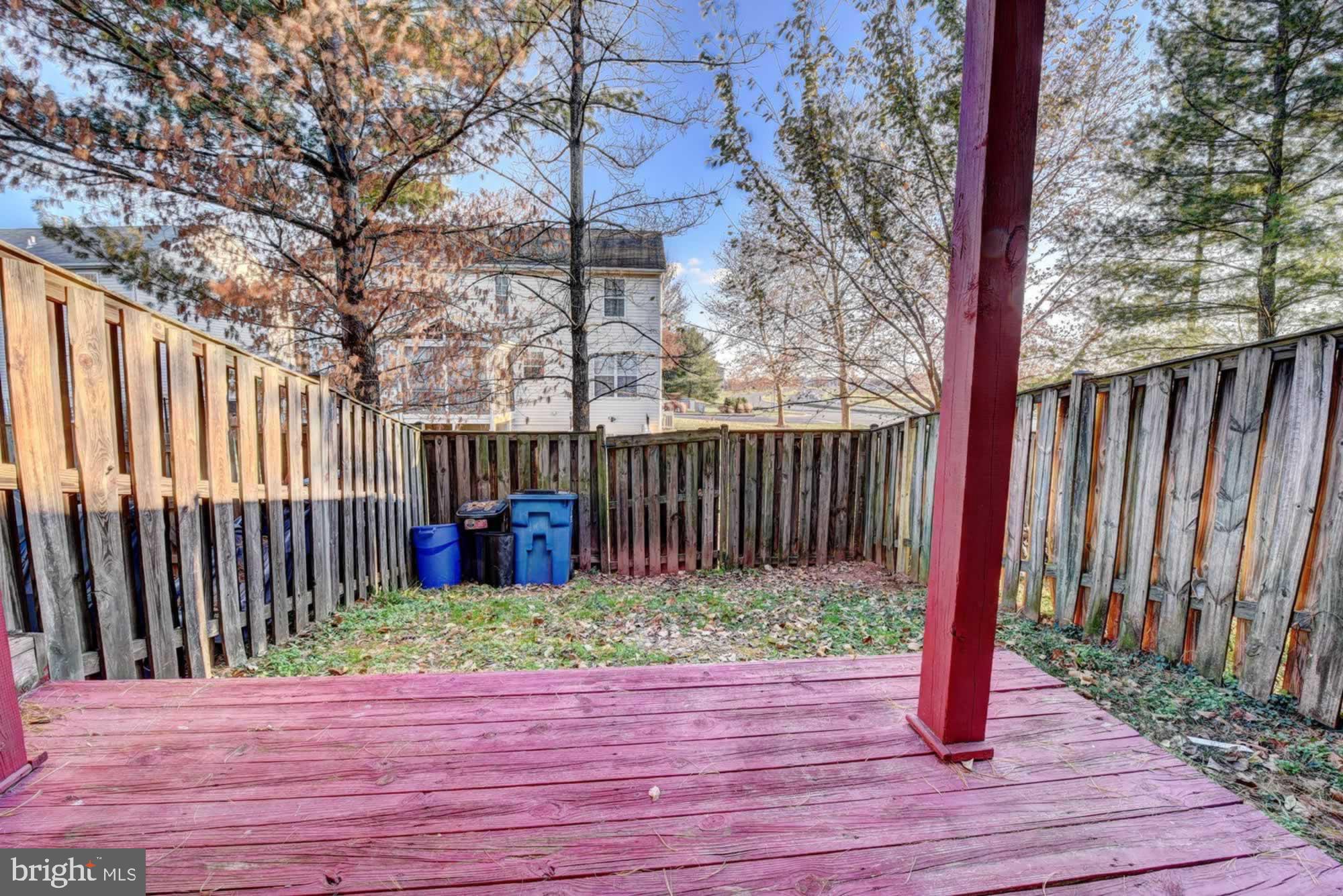 ASHBURN VILLAGE - Residential