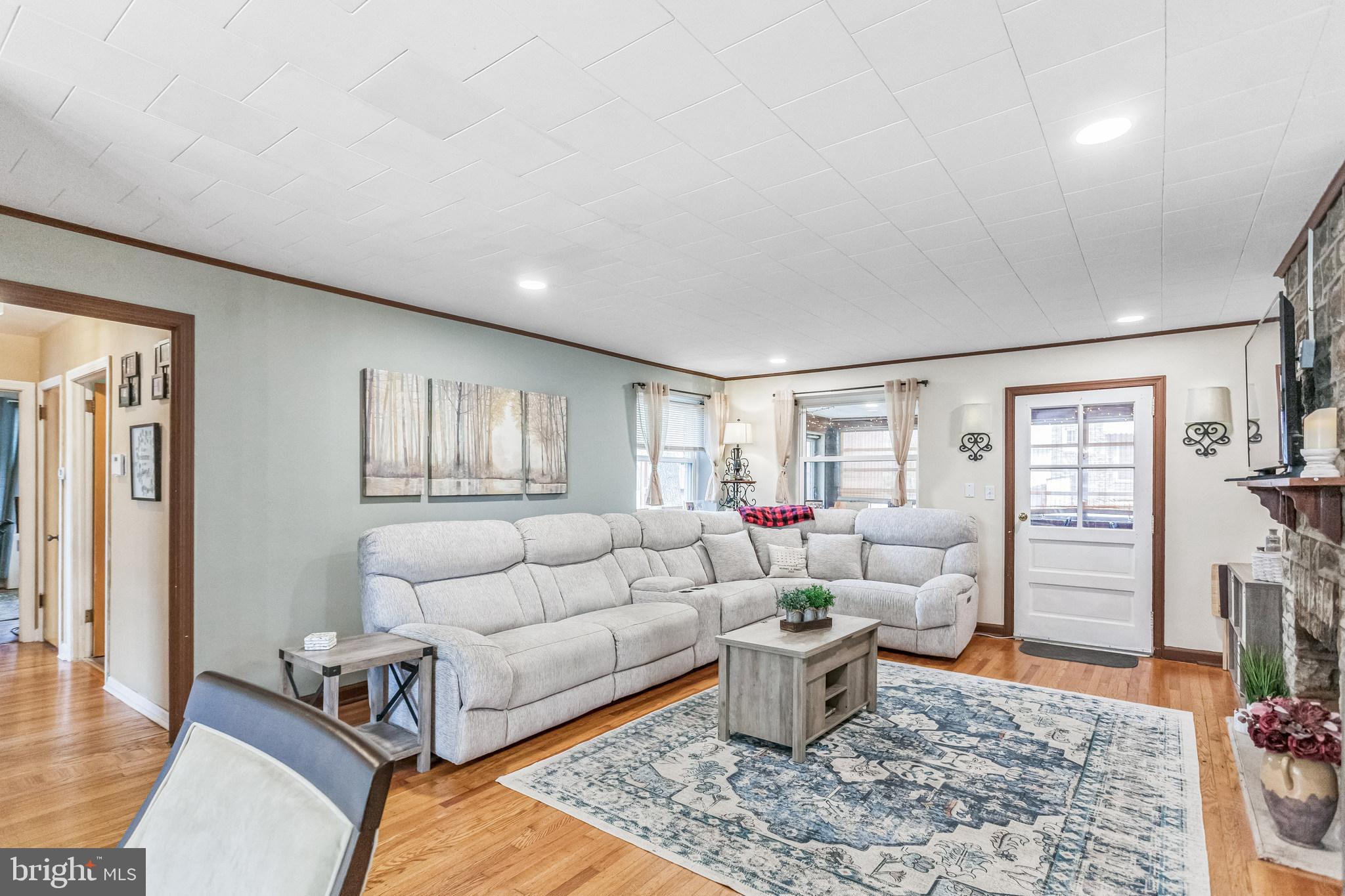 LANSDOWNE - Residential