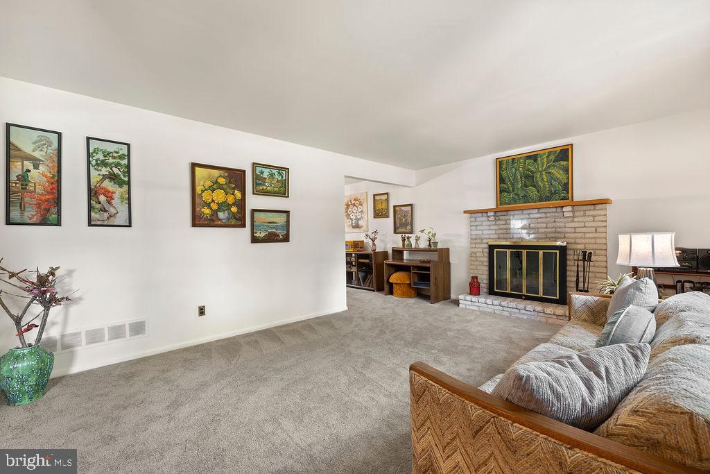 3204 MEETINGHOUSE ROAD