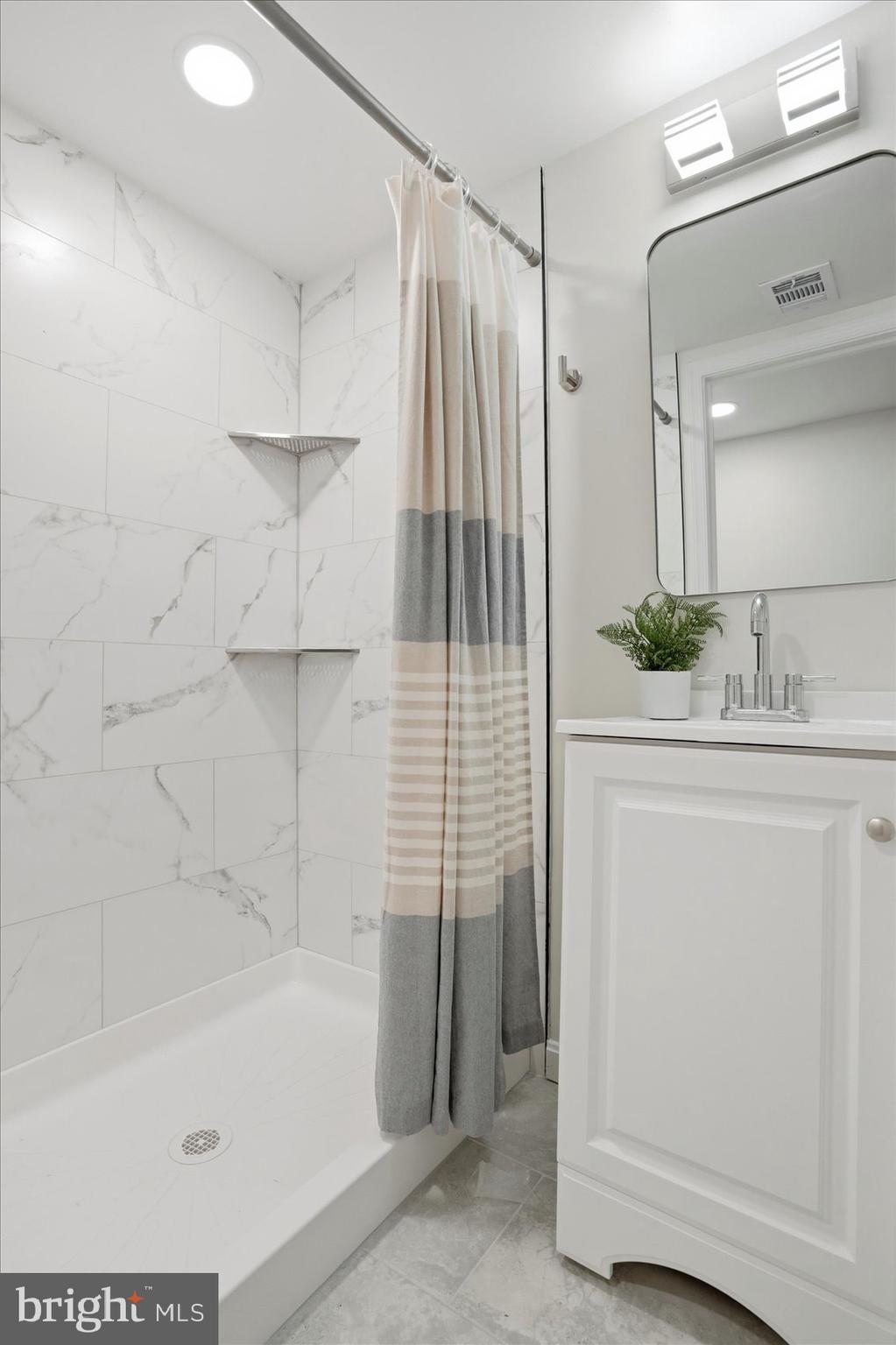 WOODBOURNE HEIGHTS - Residential