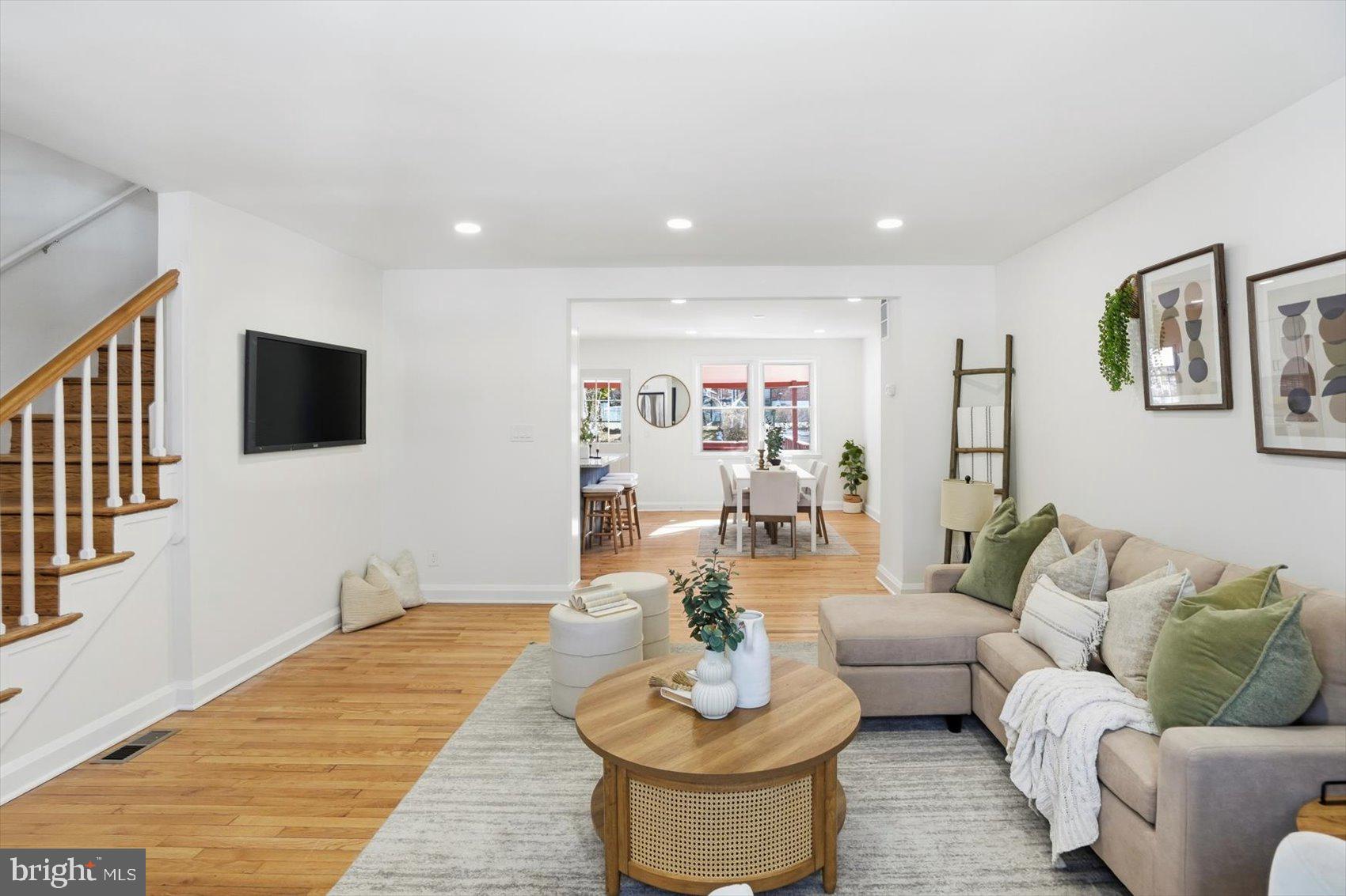 WOODBOURNE HEIGHTS - Residential