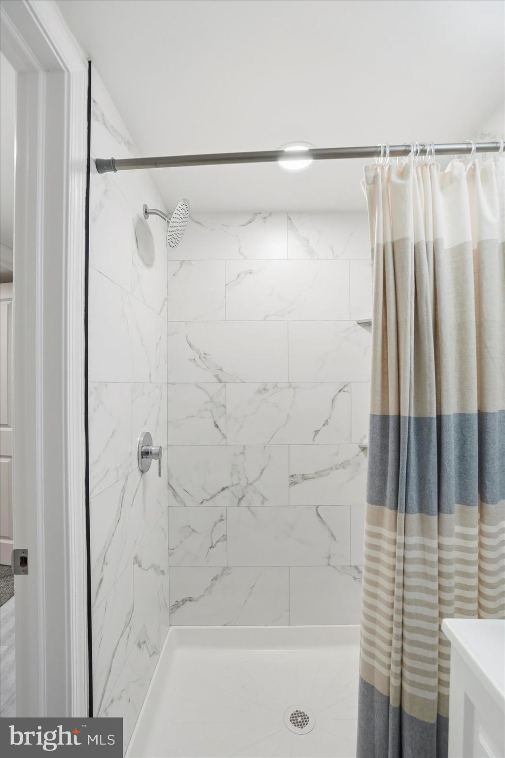 WOODBOURNE HEIGHTS - Residential