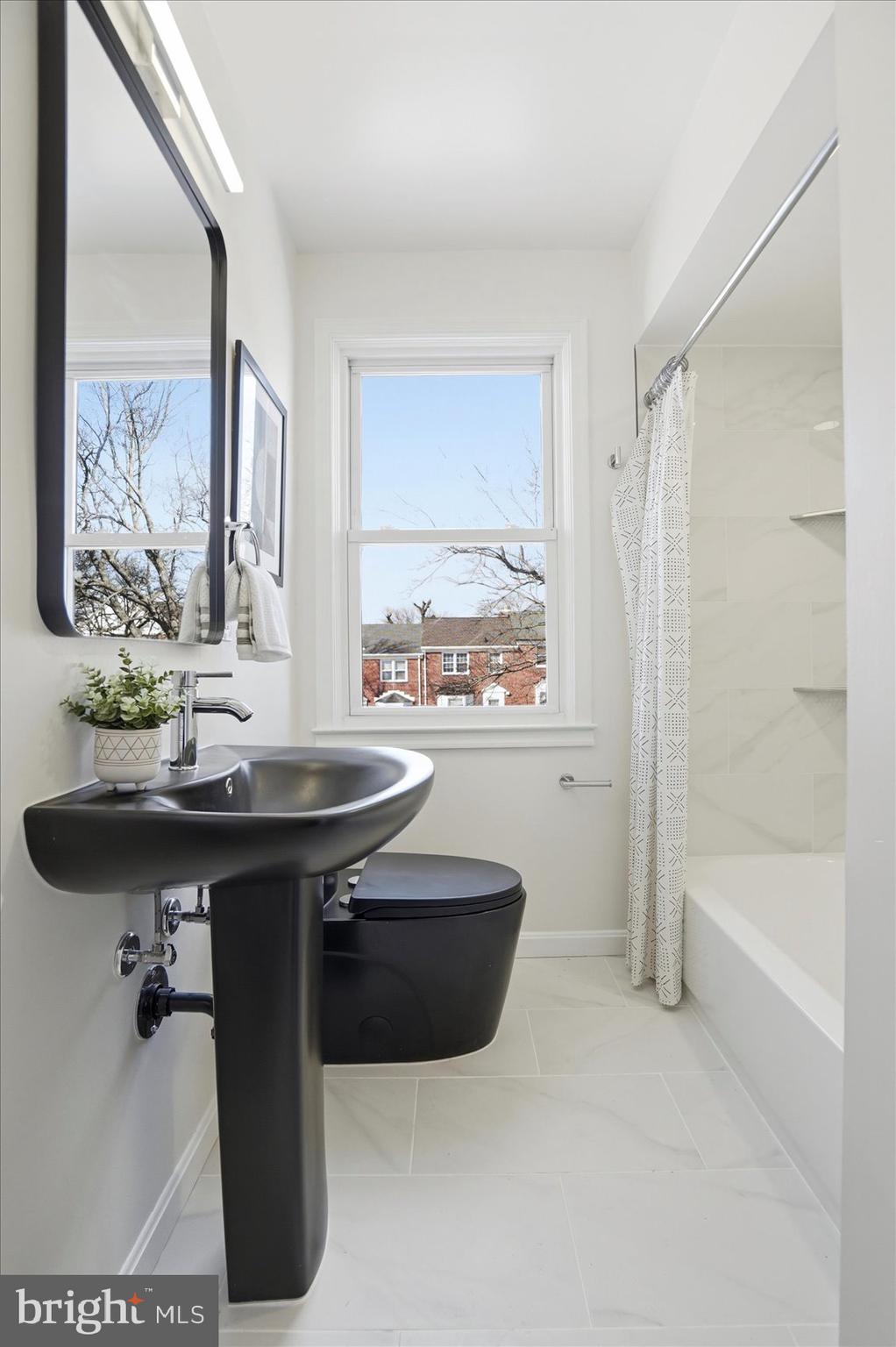 WOODBOURNE HEIGHTS - Residential