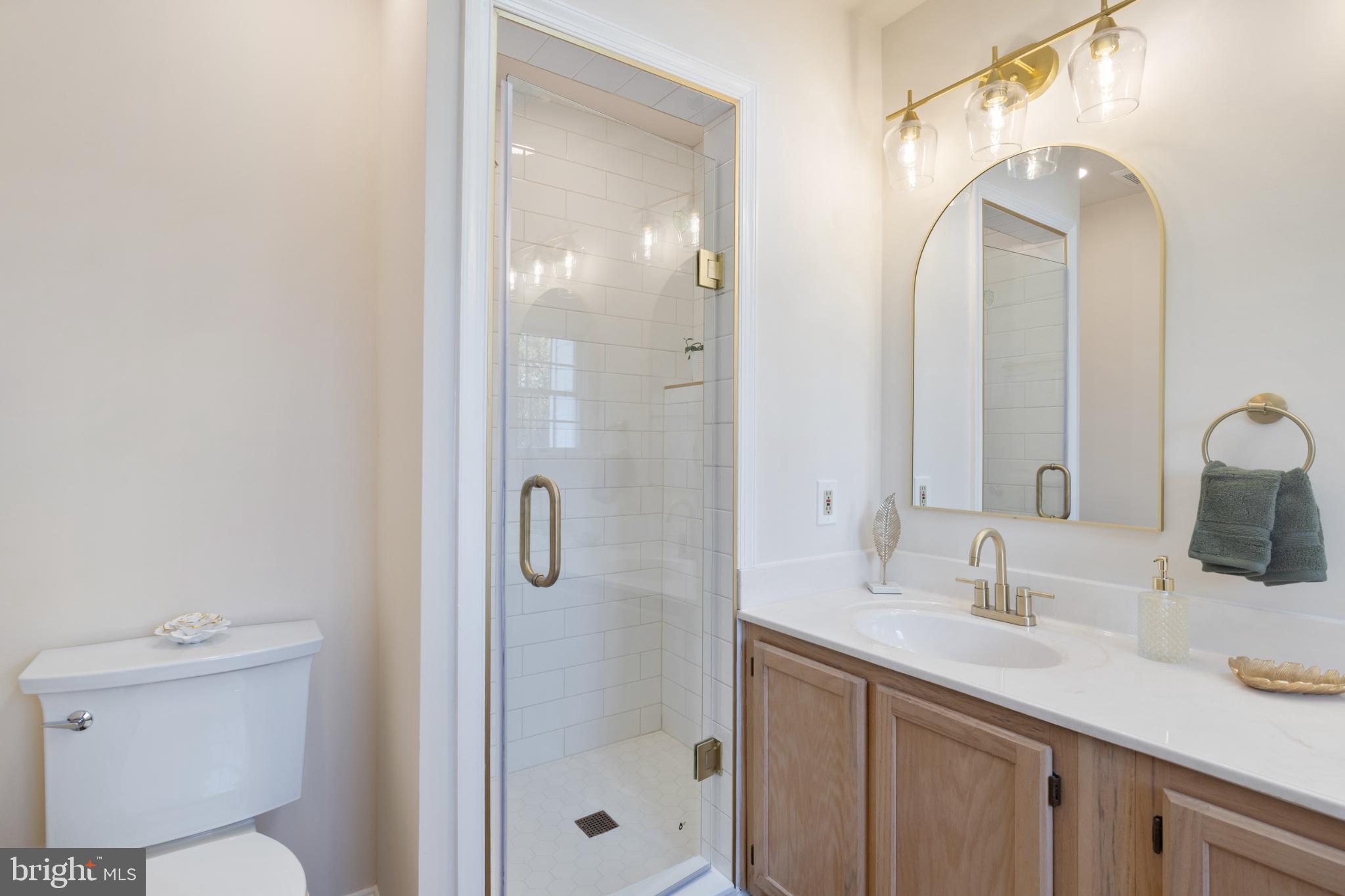 SEVEN OAKS - Residential