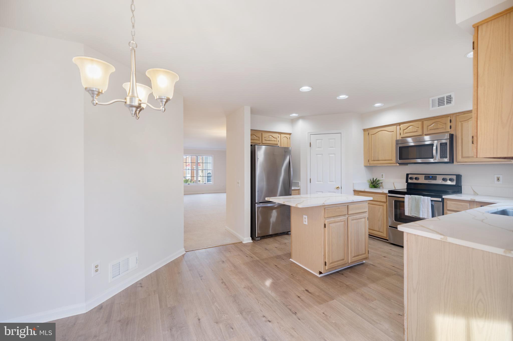 SEVEN OAKS - Residential