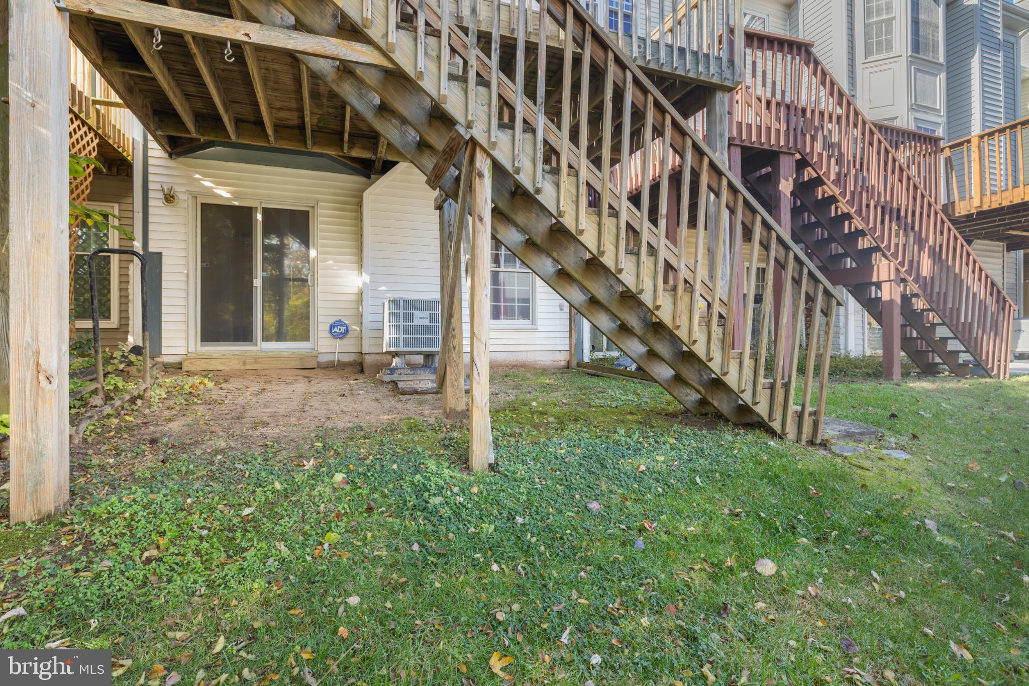 SEVEN OAKS - Residential