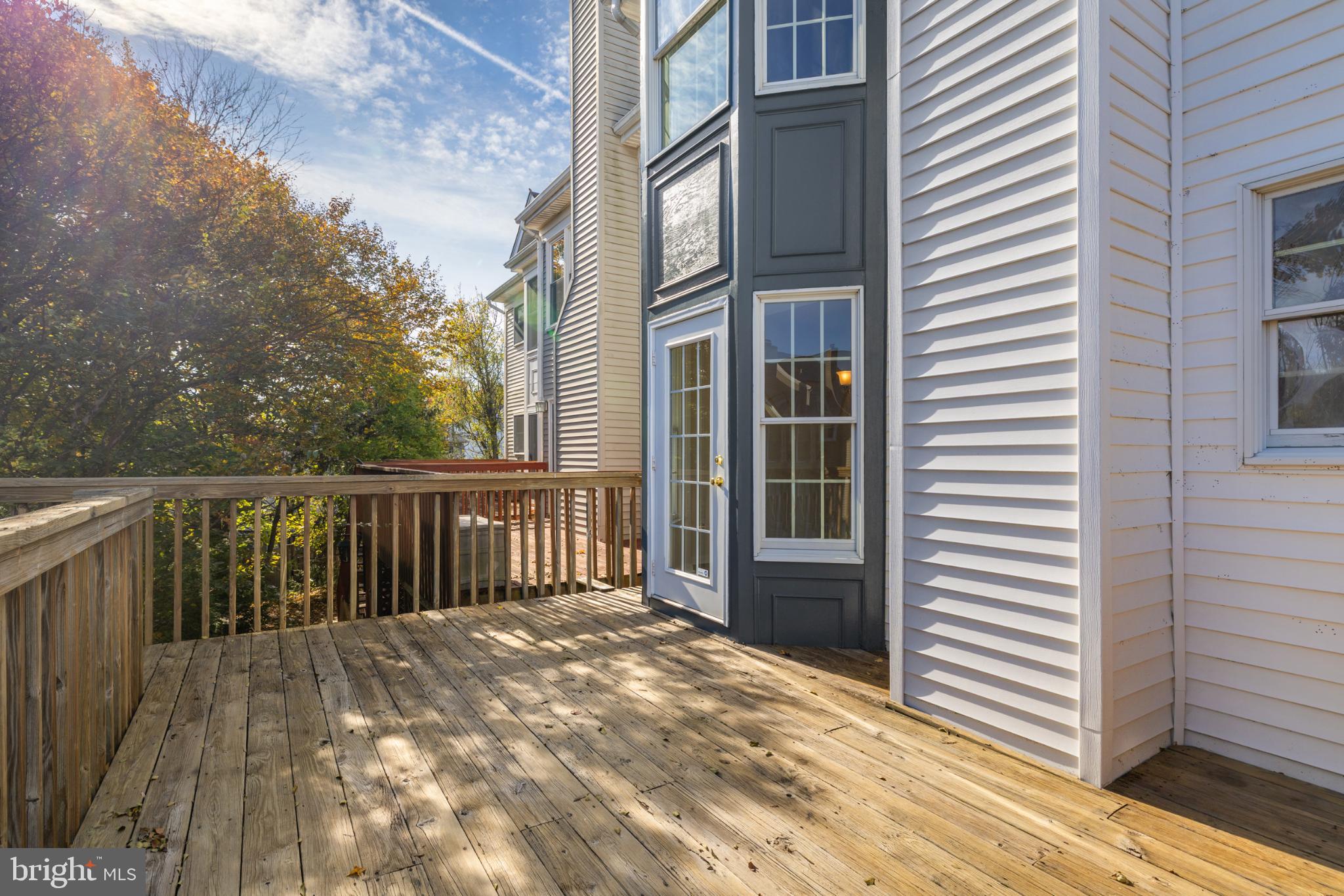 SEVEN OAKS - Residential