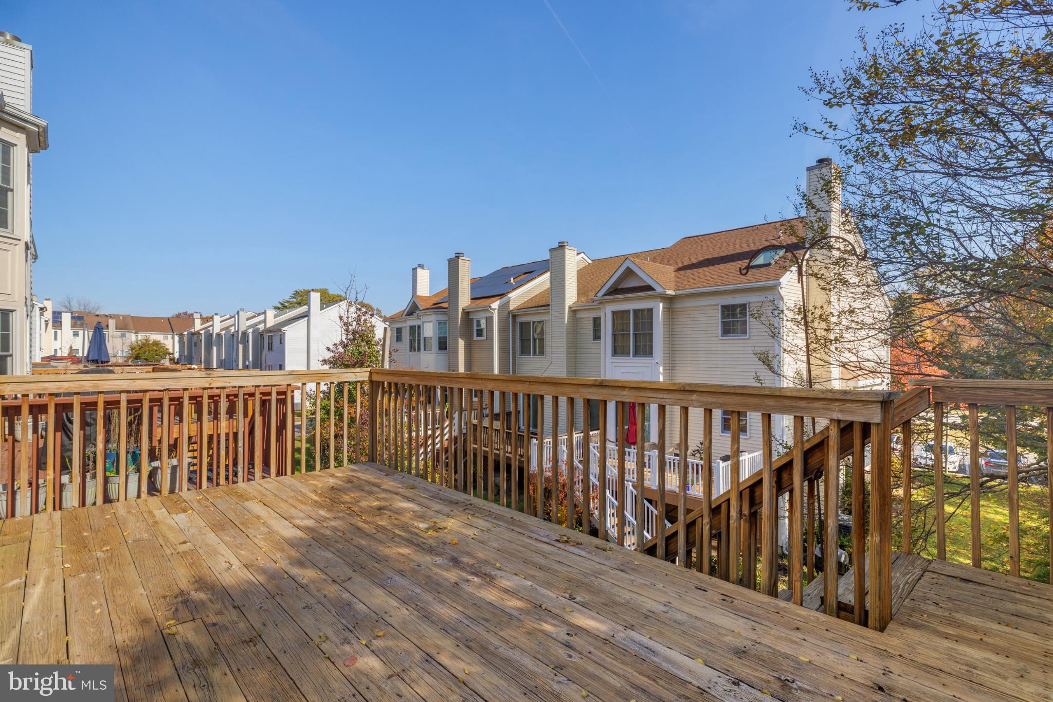 SEVEN OAKS - Residential