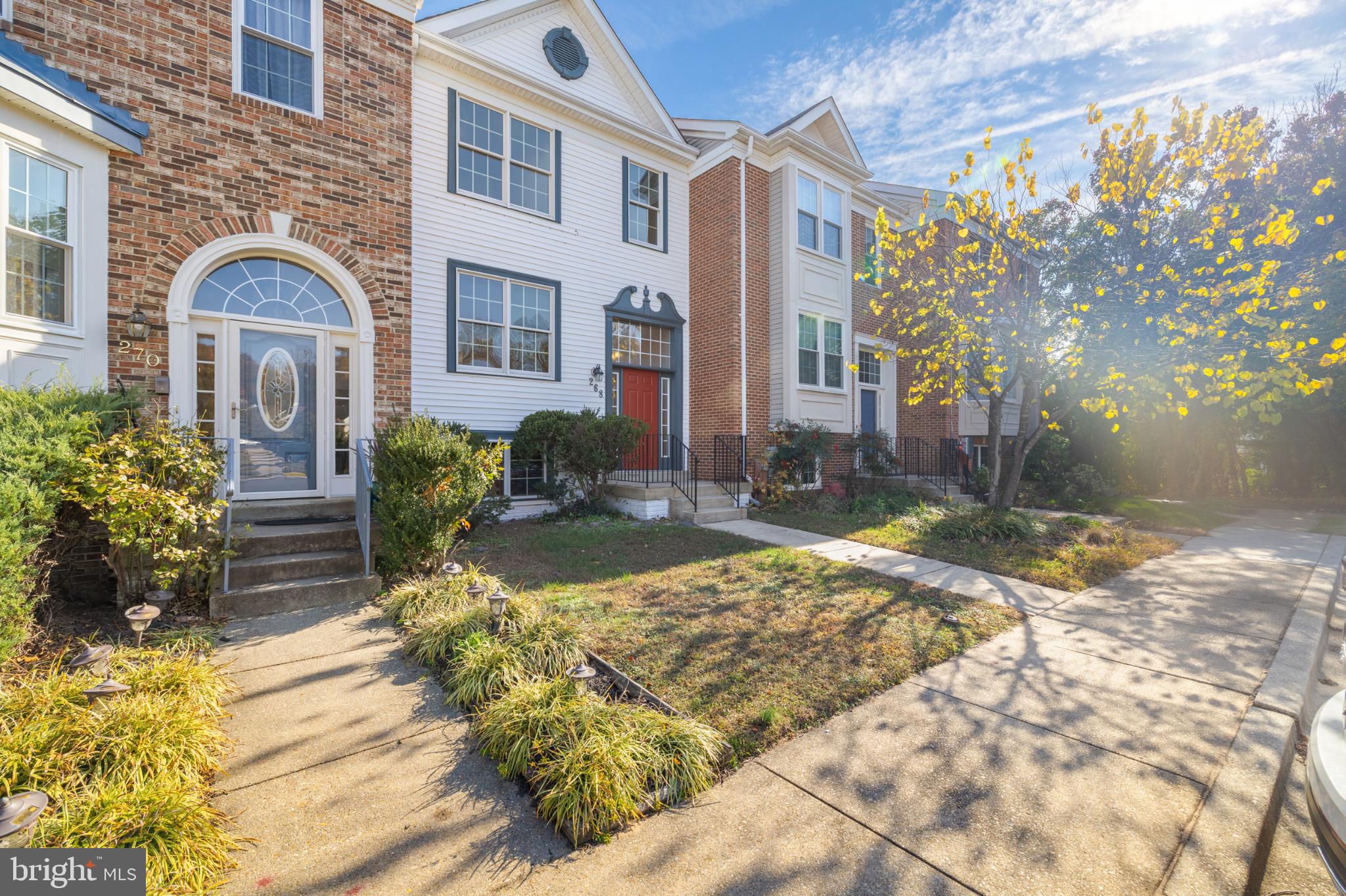 SEVEN OAKS - Residential