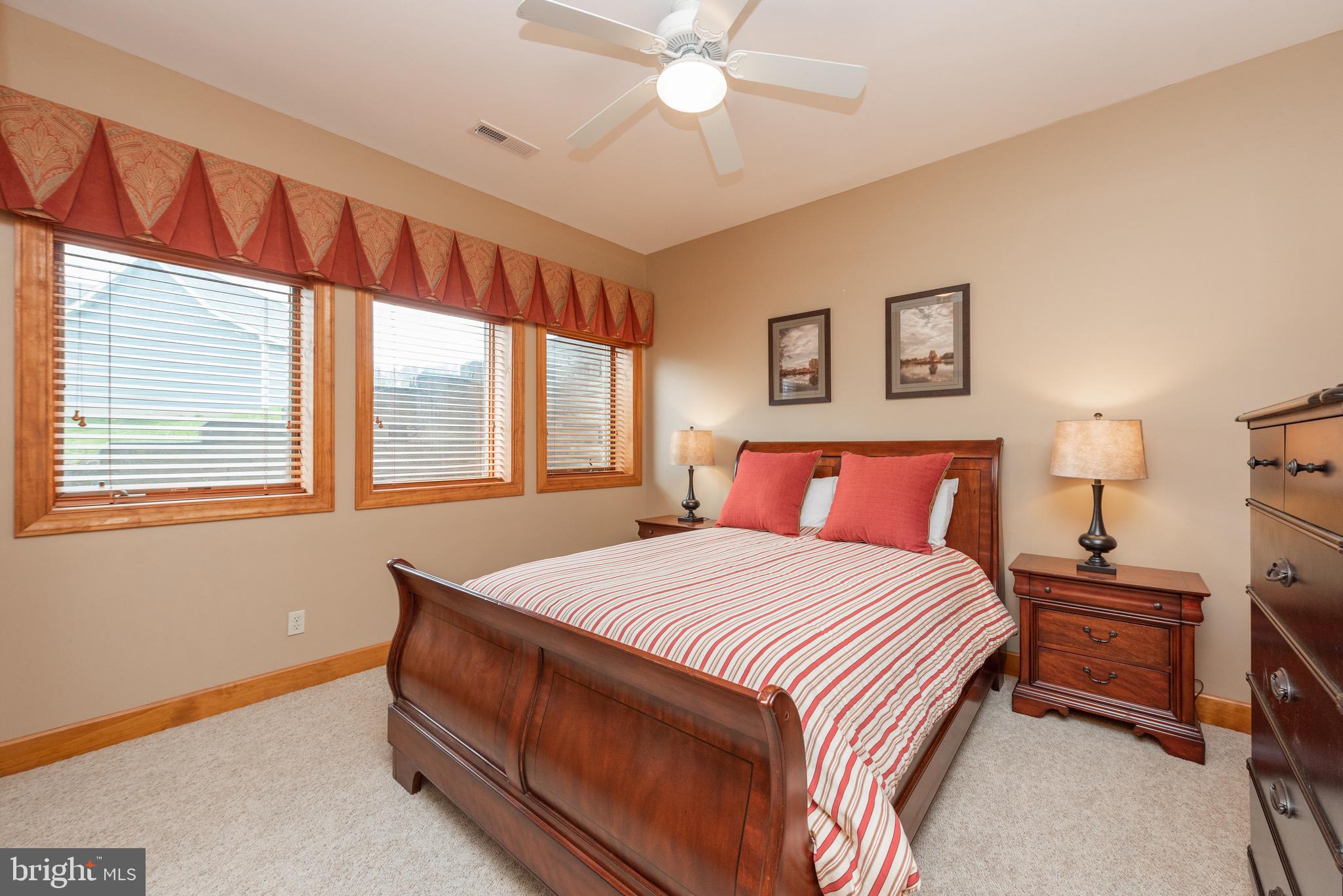 WATERFRONT GREENS - Residential