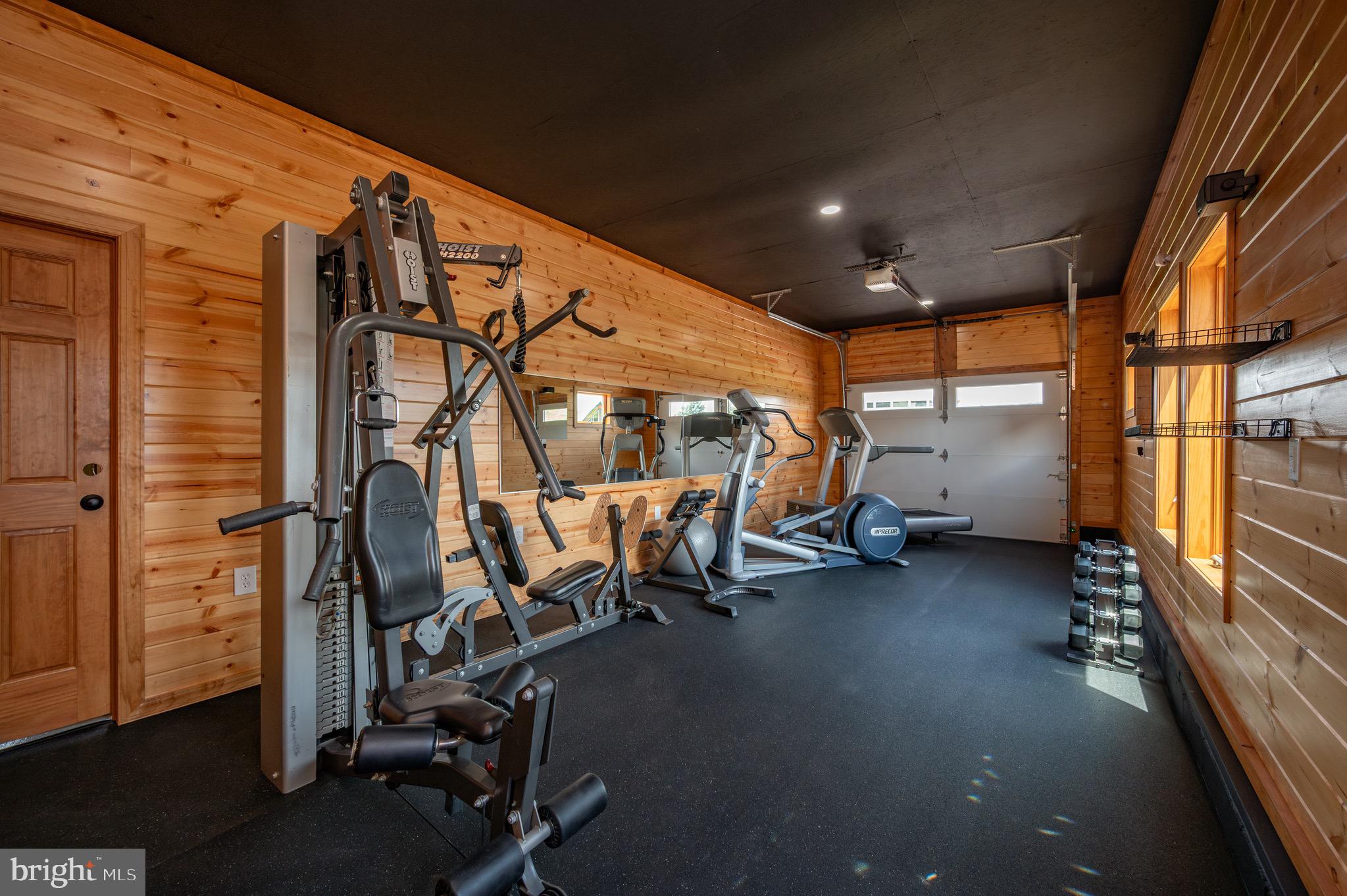 WATERFRONT GREENS - Residential