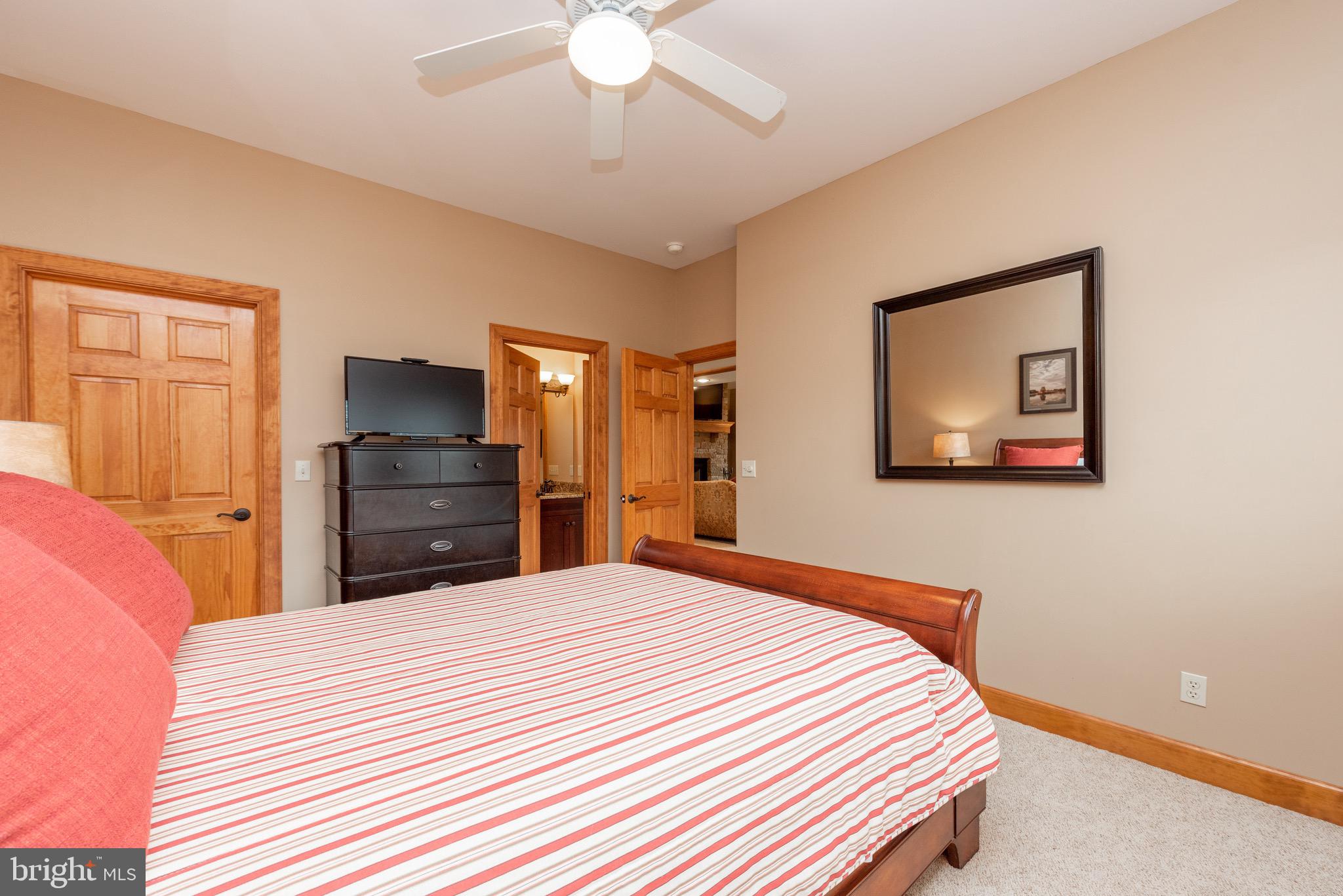 WATERFRONT GREENS - Residential