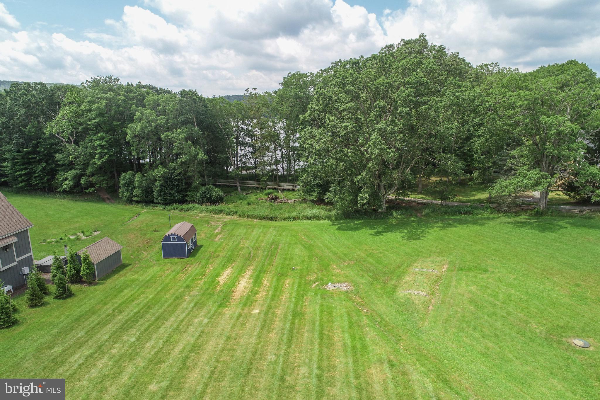 WATERFRONT GREENS - Residential