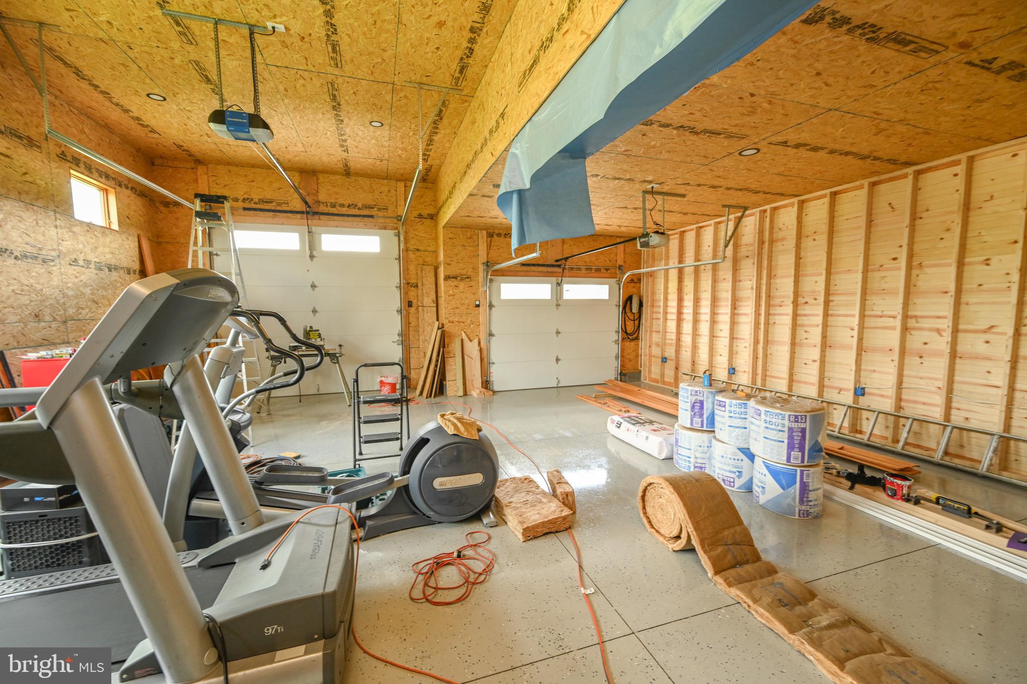 WATERFRONT GREENS - Residential