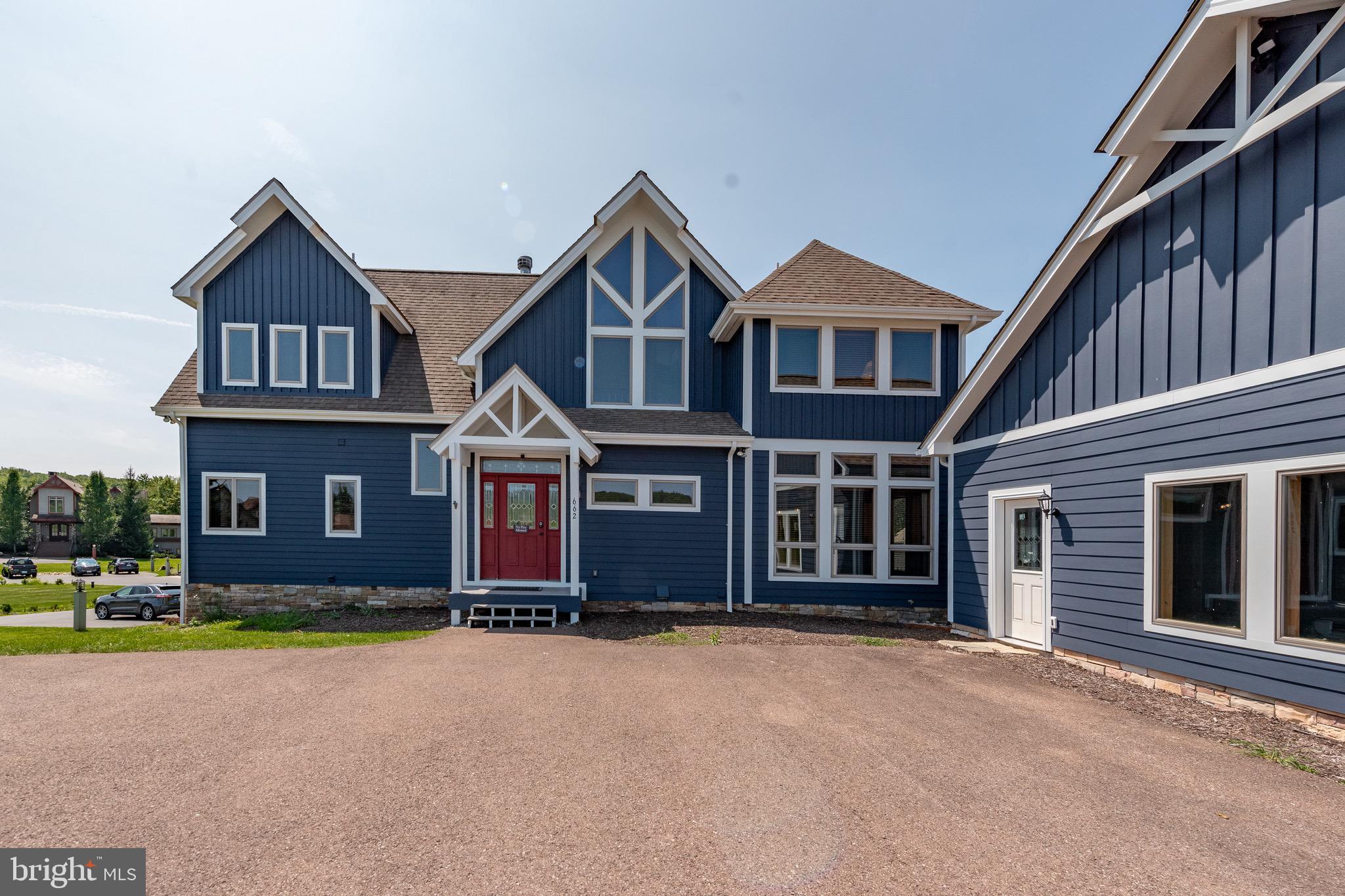 WATERFRONT GREENS - Residential