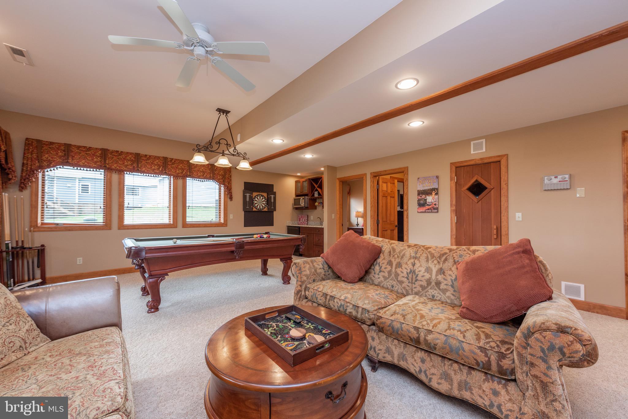 WATERFRONT GREENS - Residential