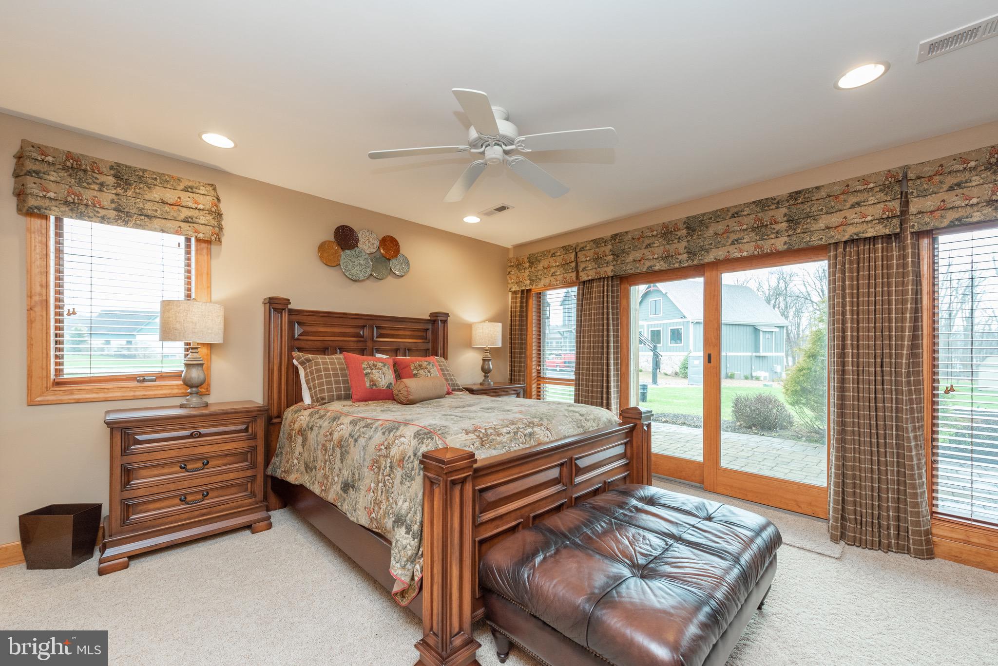 WATERFRONT GREENS - Residential