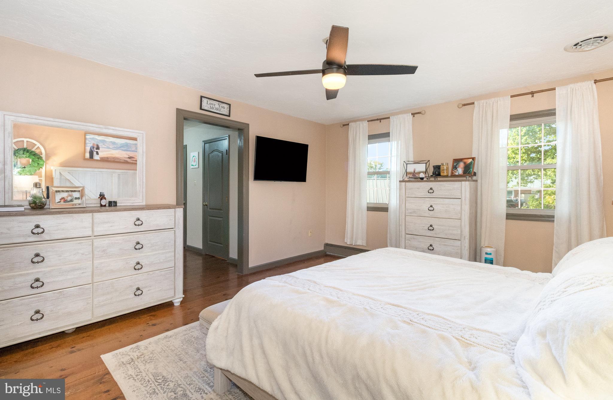 MANCHESTER - Residential