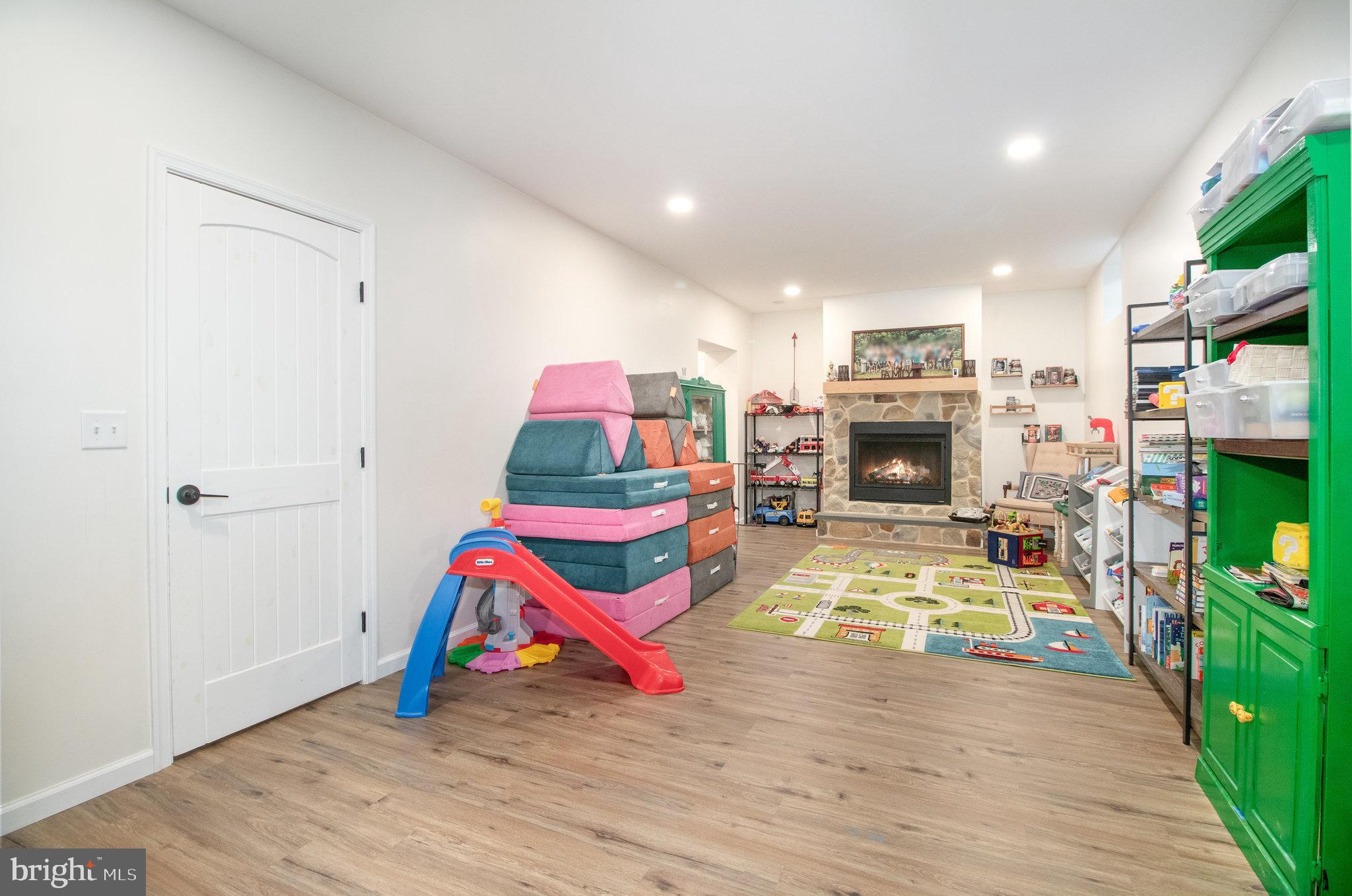 MANCHESTER - Residential