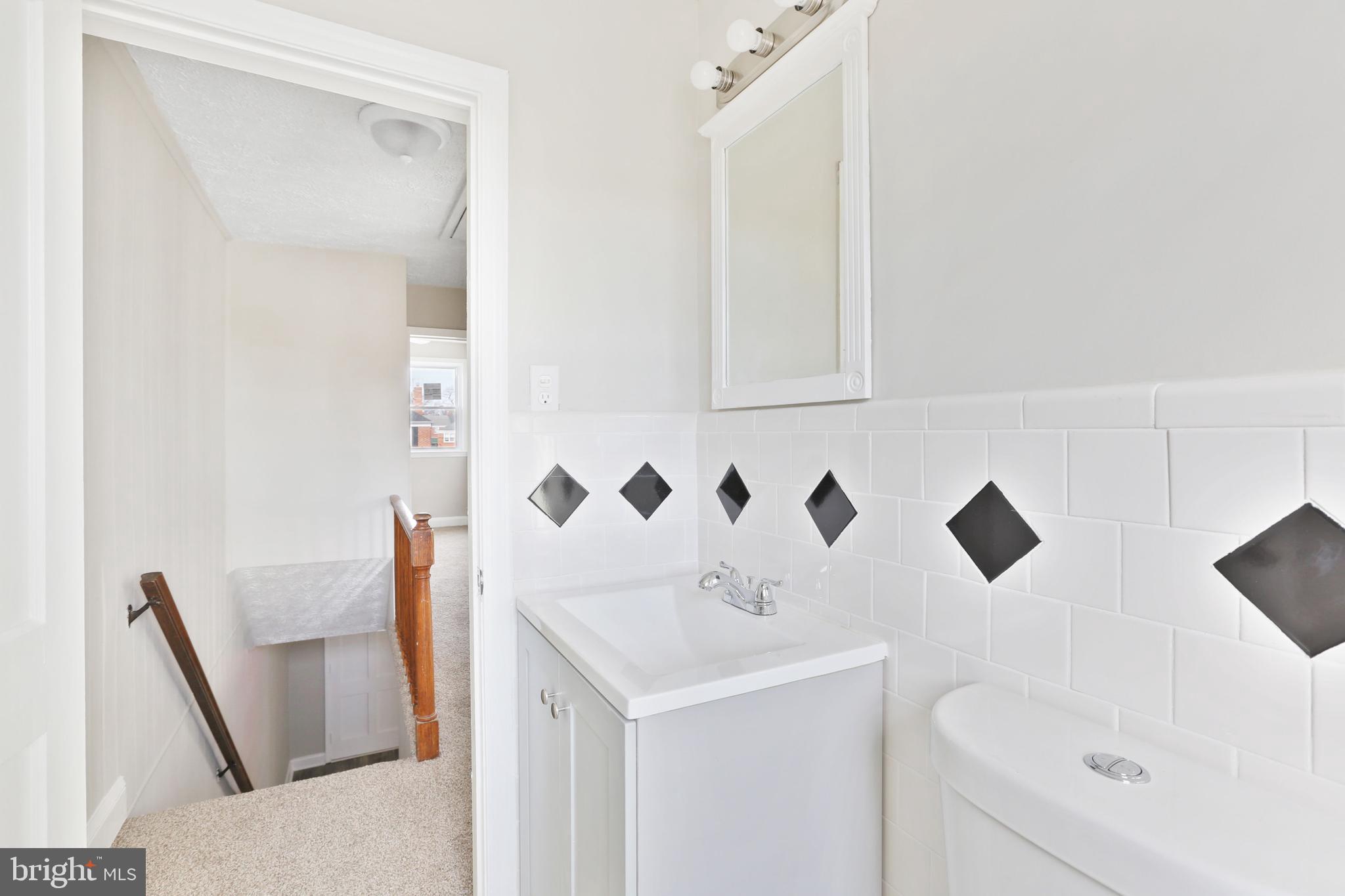 MIDDLE RIVER - Residential Lease