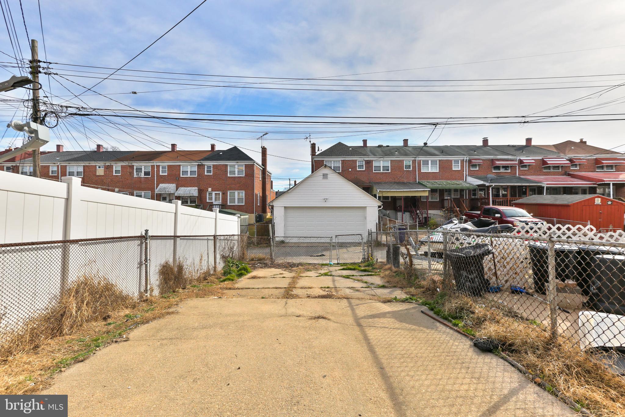 MIDDLE RIVER - Residential Lease