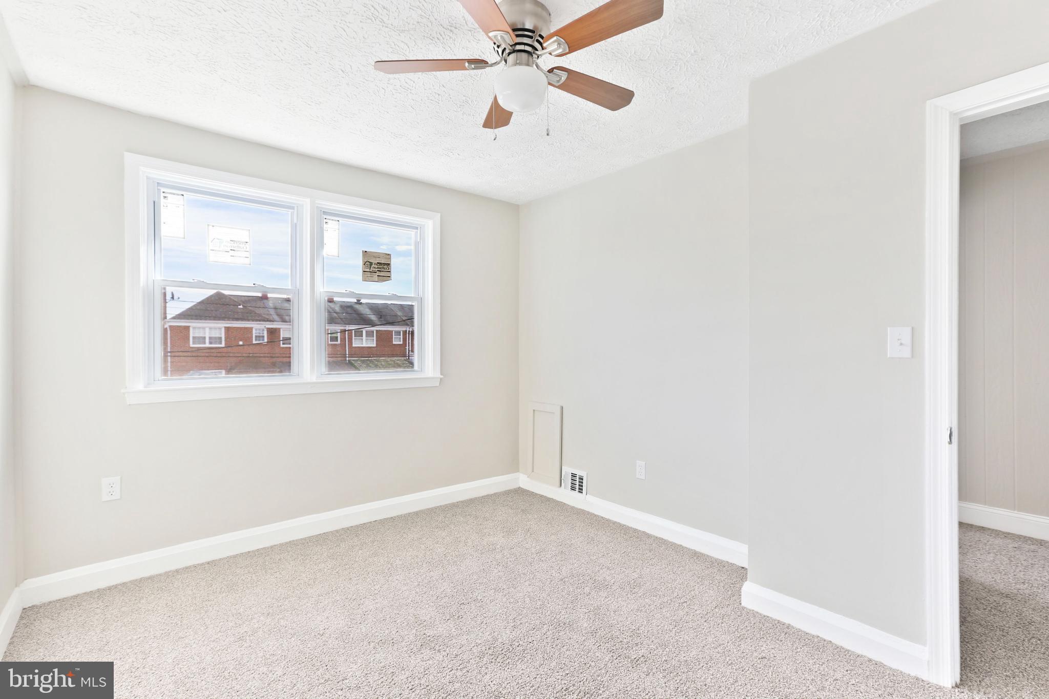 MIDDLE RIVER - Residential Lease