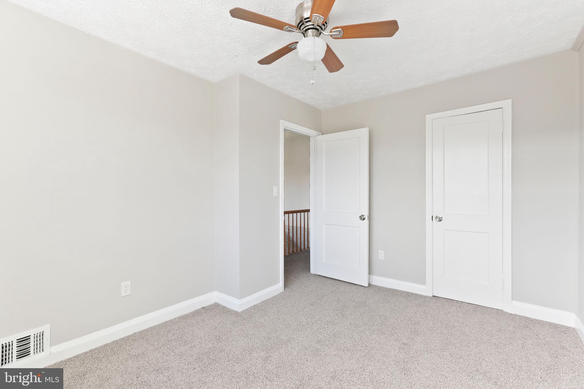 MIDDLE RIVER - Residential Lease