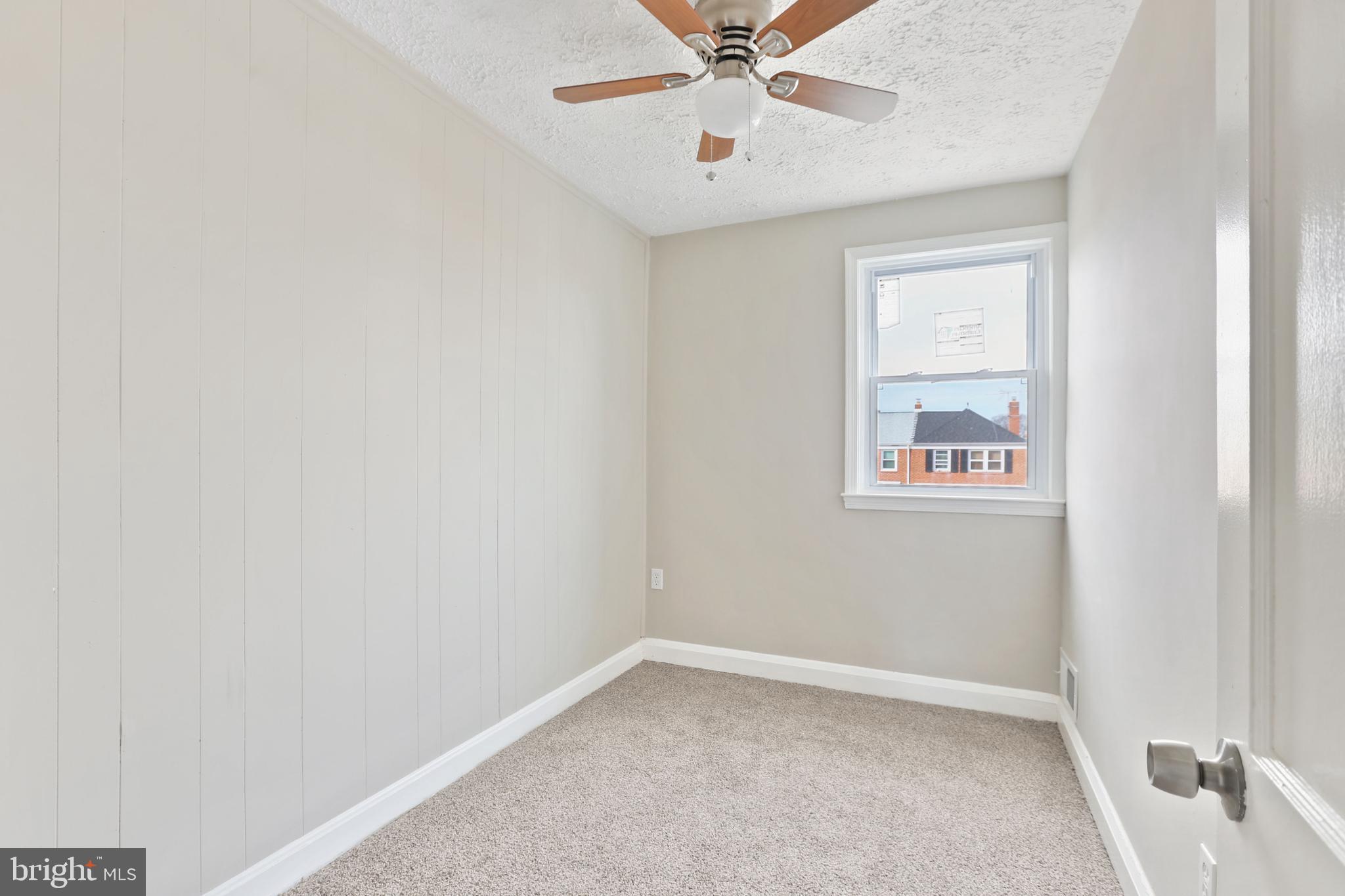 MIDDLE RIVER - Residential Lease