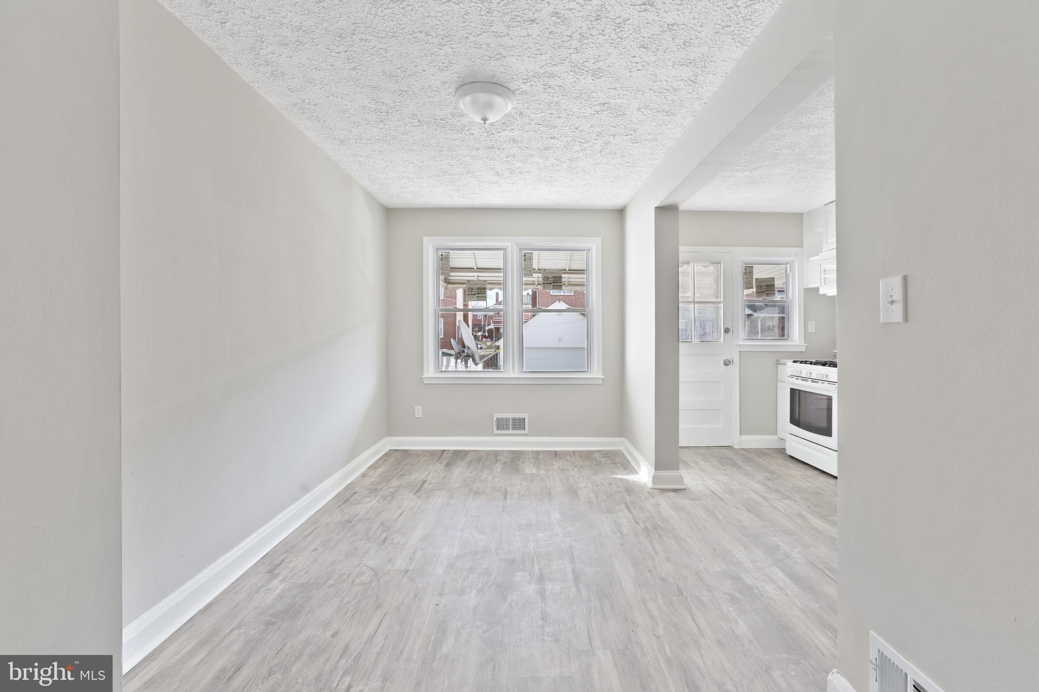 MIDDLE RIVER - Residential Lease